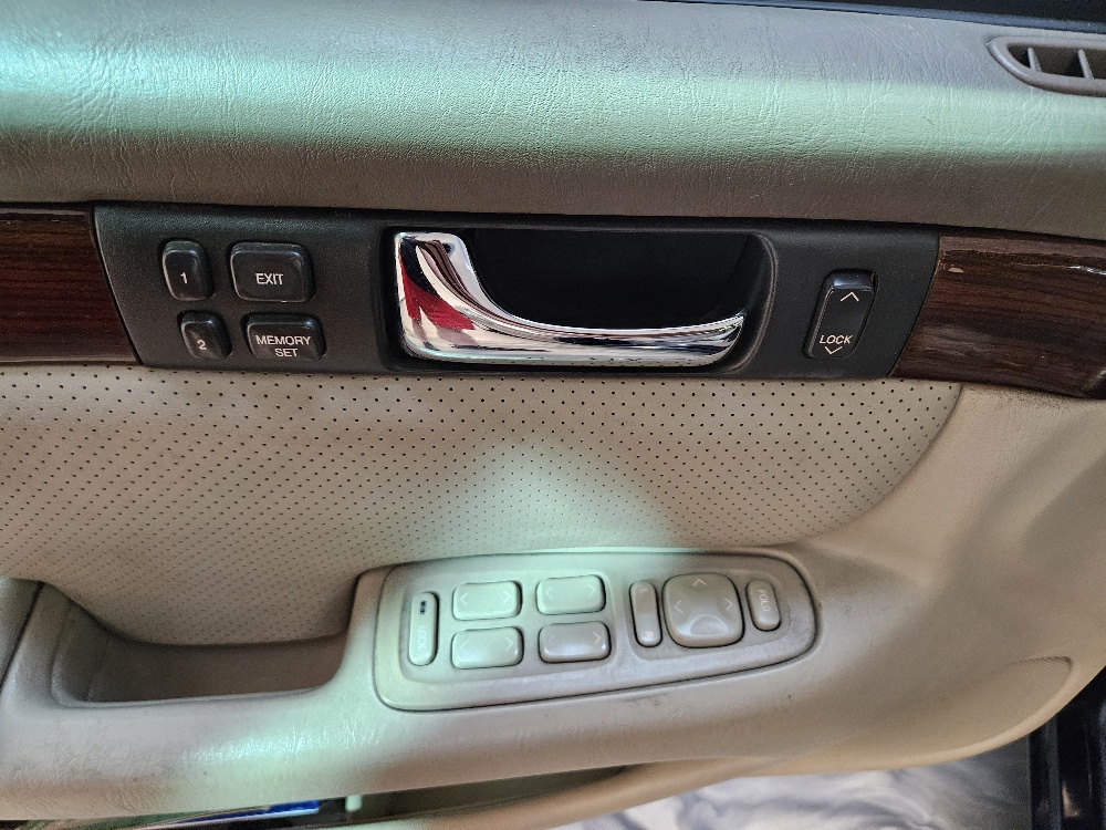 CADILLAC Seville STS 4.6 32V B-image-9