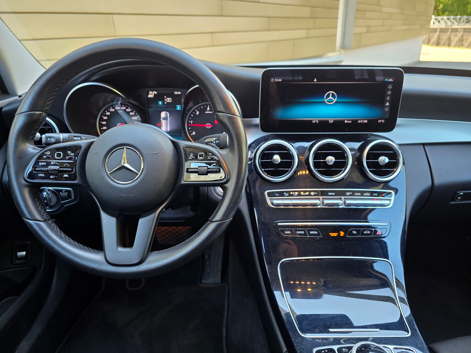 MERCEDES-BENZ C 220 d 9G-Tronic-image-20