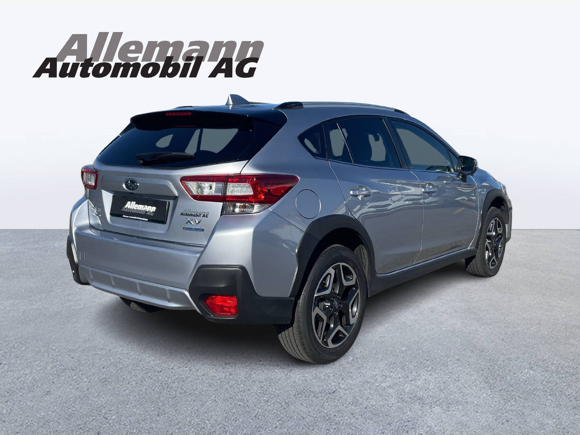 SUBARU XV 2.0i e-Boxer Swiss Plus-image-5