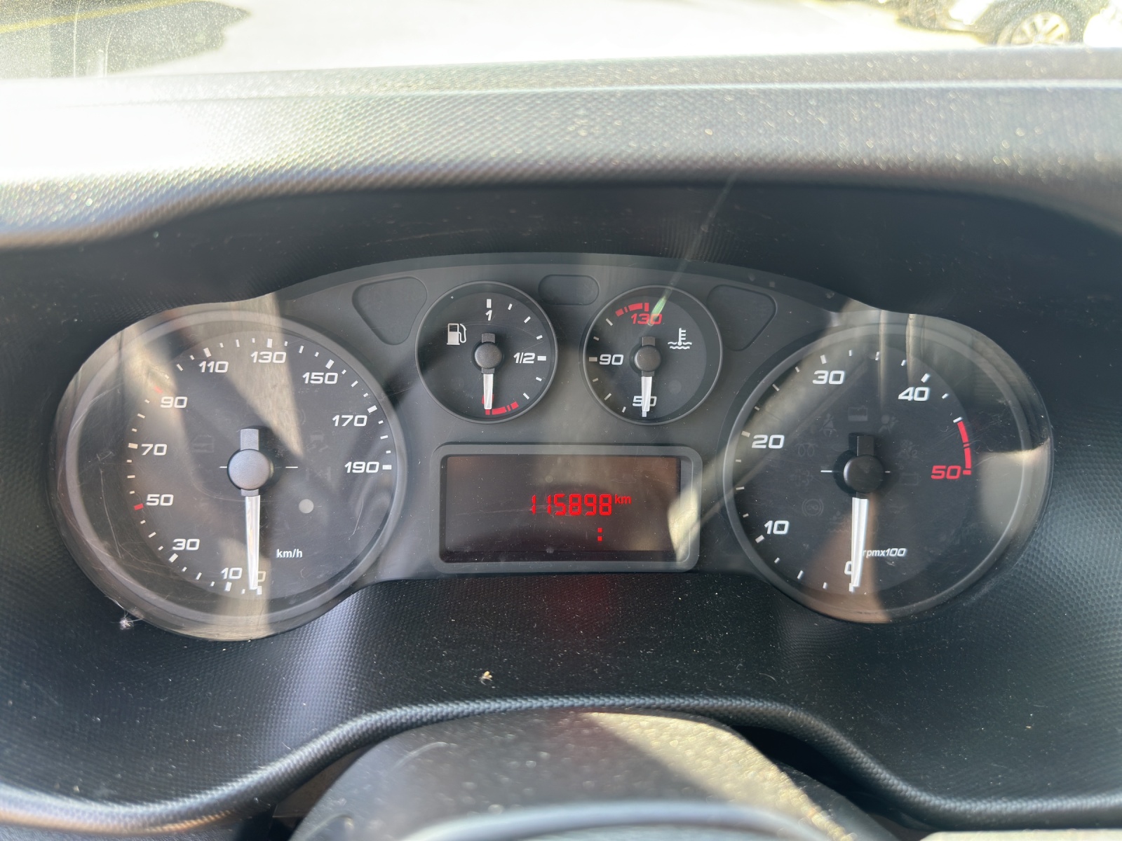 IVECO 35S14V Daily-image-8