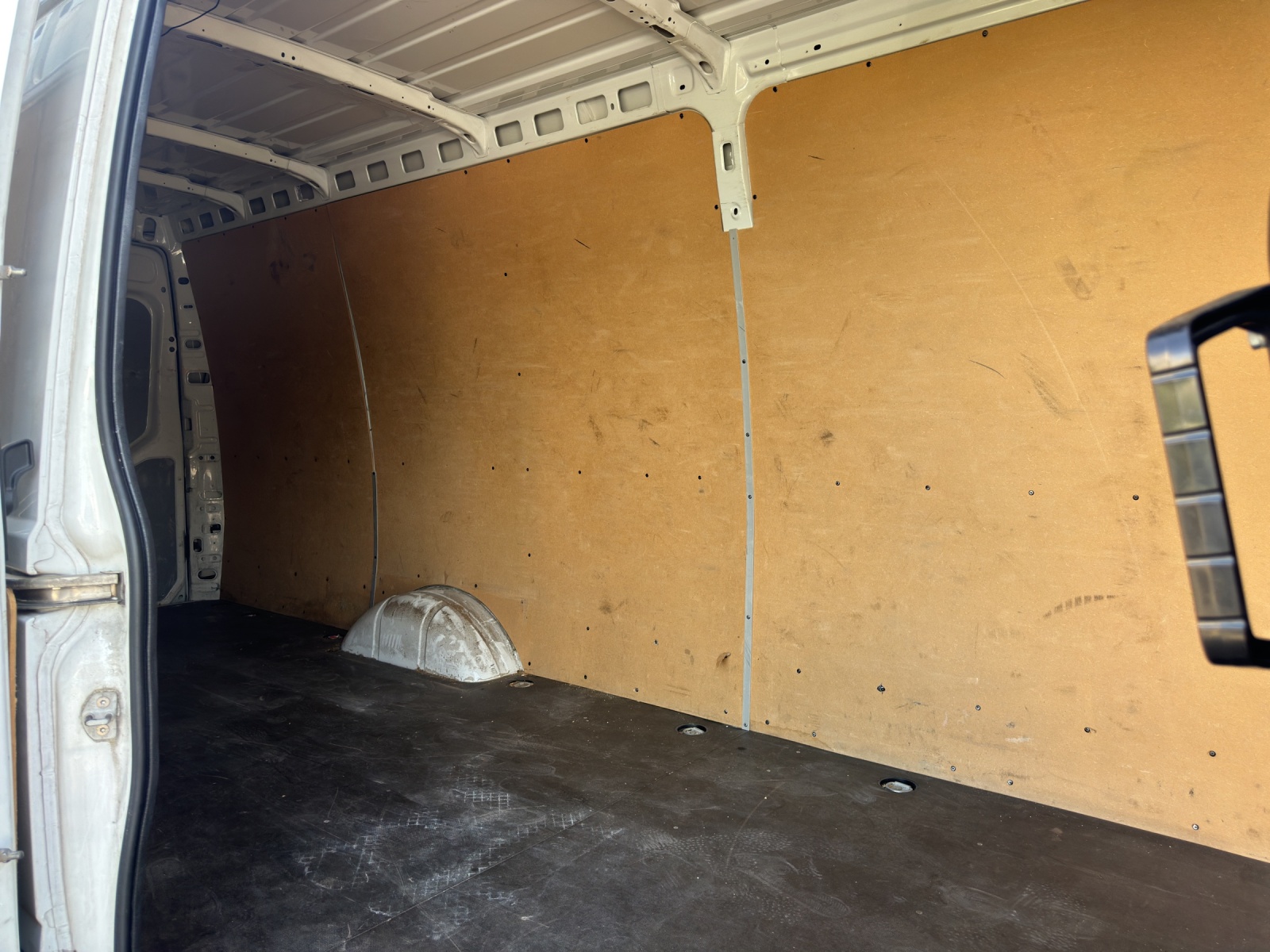 IVECO 35S14V Daily-image-23