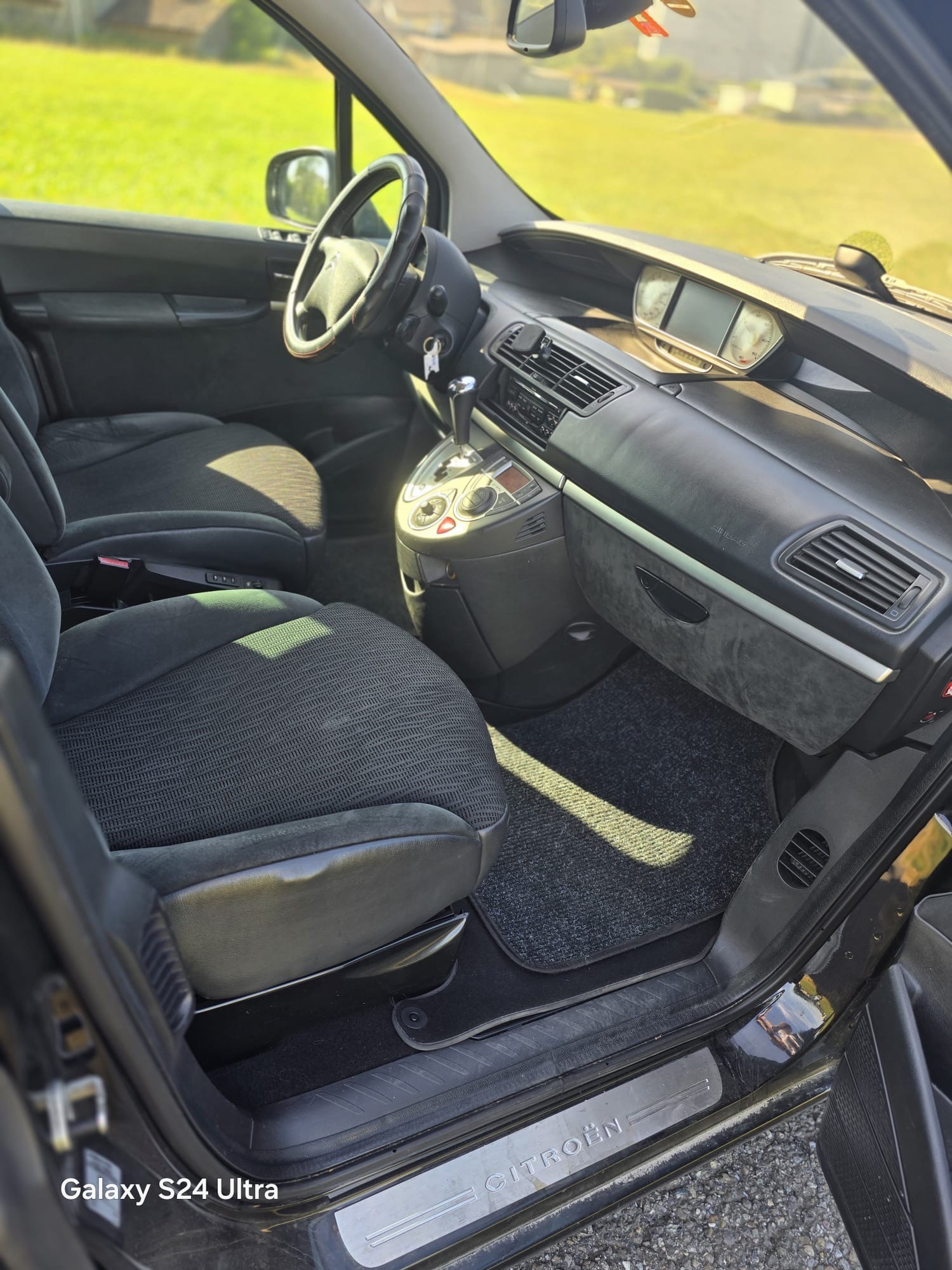 CITROEN C8 2.0 16V HDi Exclusive Automatic-image-11