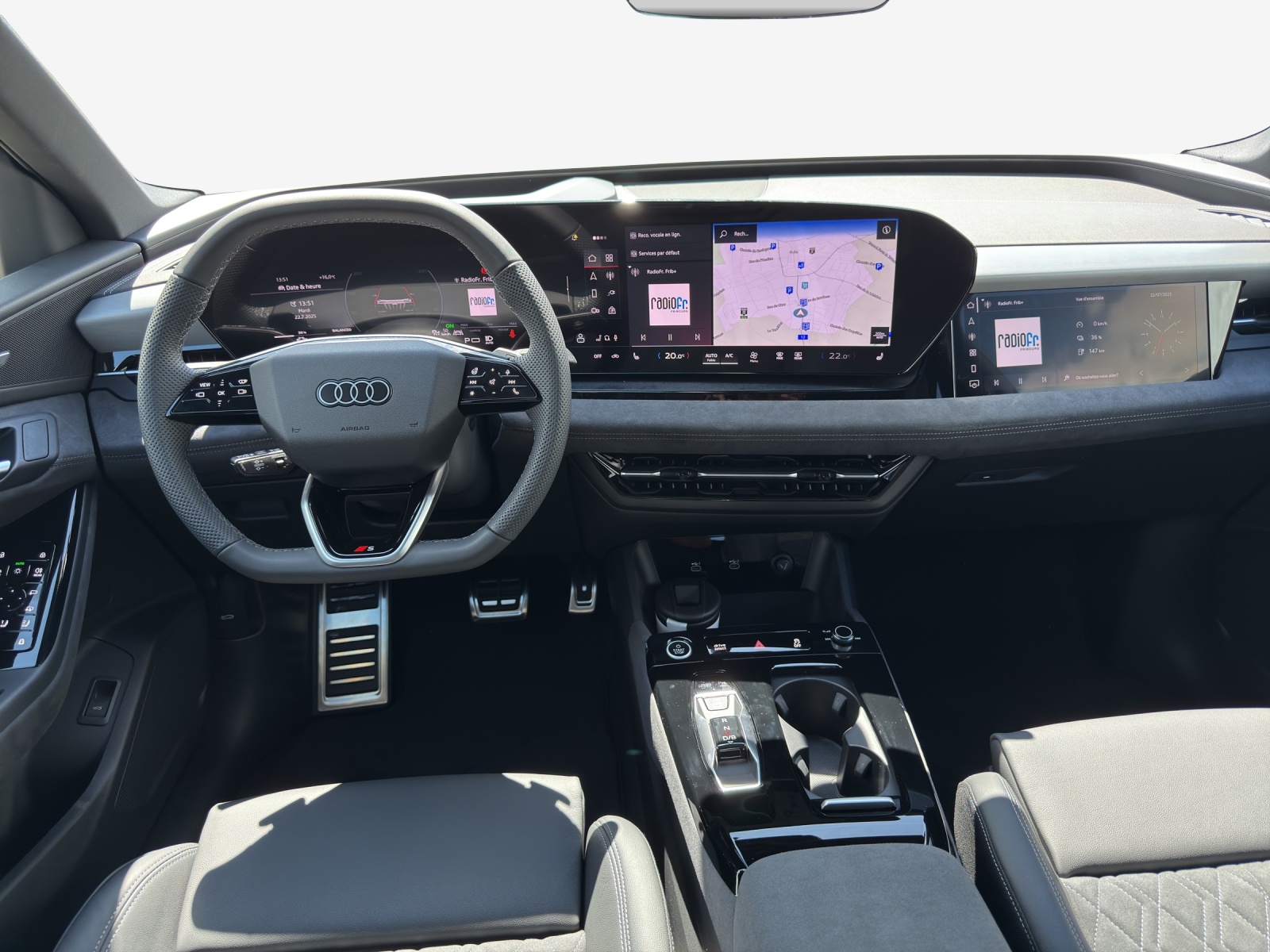 AUDI Q6 Sportback e-tron quattro-image-11