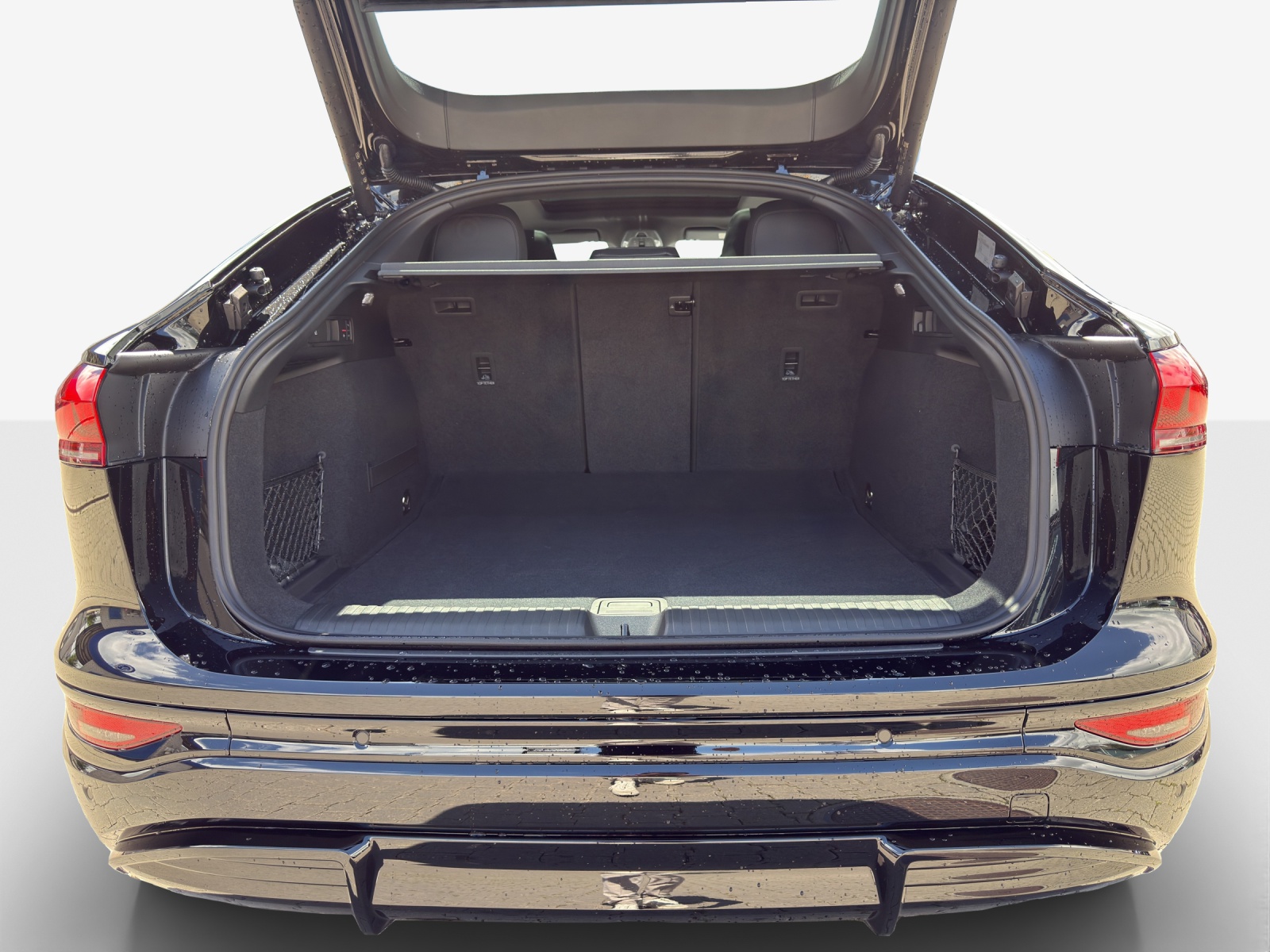 AUDI Q6 Sportback e-tron quattro-image-4