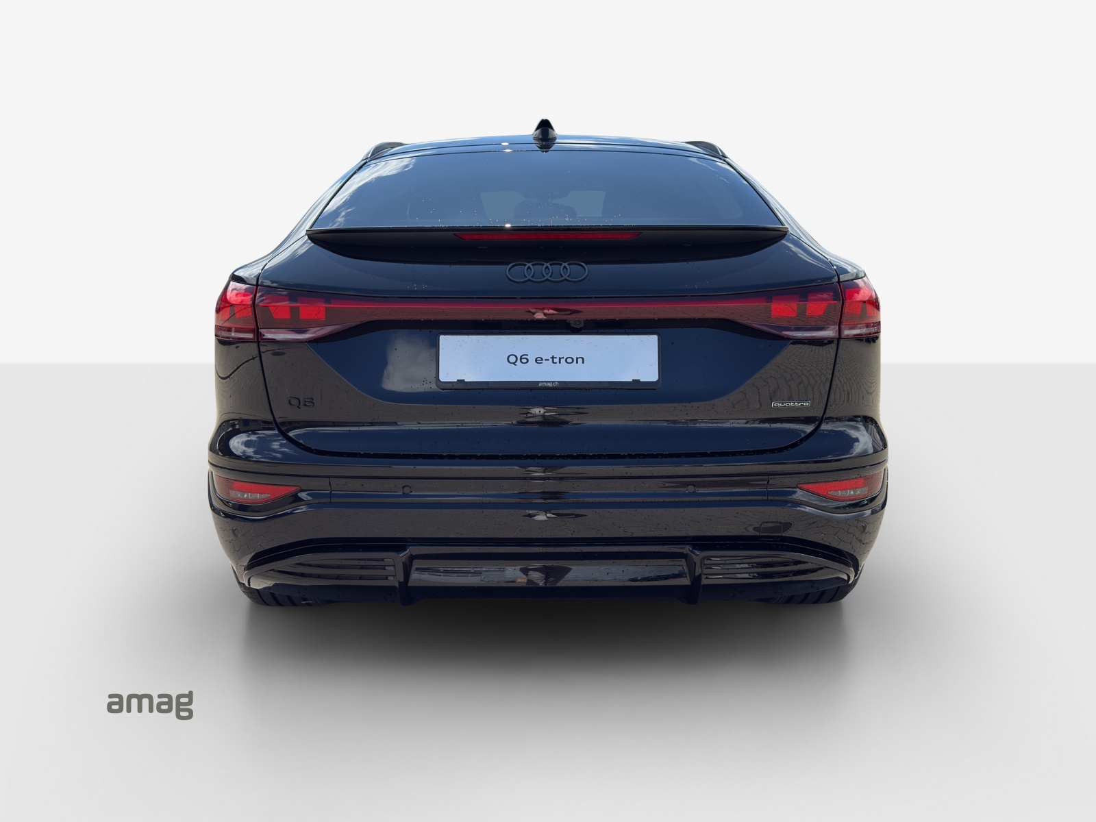 AUDI Q6 Sportback e-tron quattro-image-3