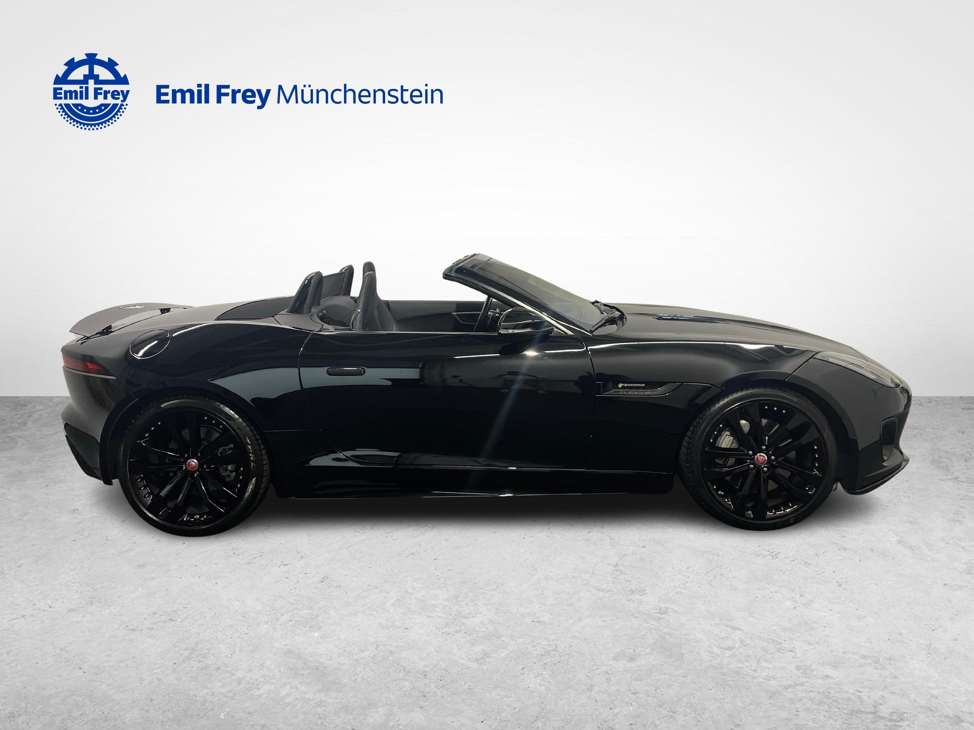 JAGUAR F-Type Convertible 2.0 R-Dynamic-image-5