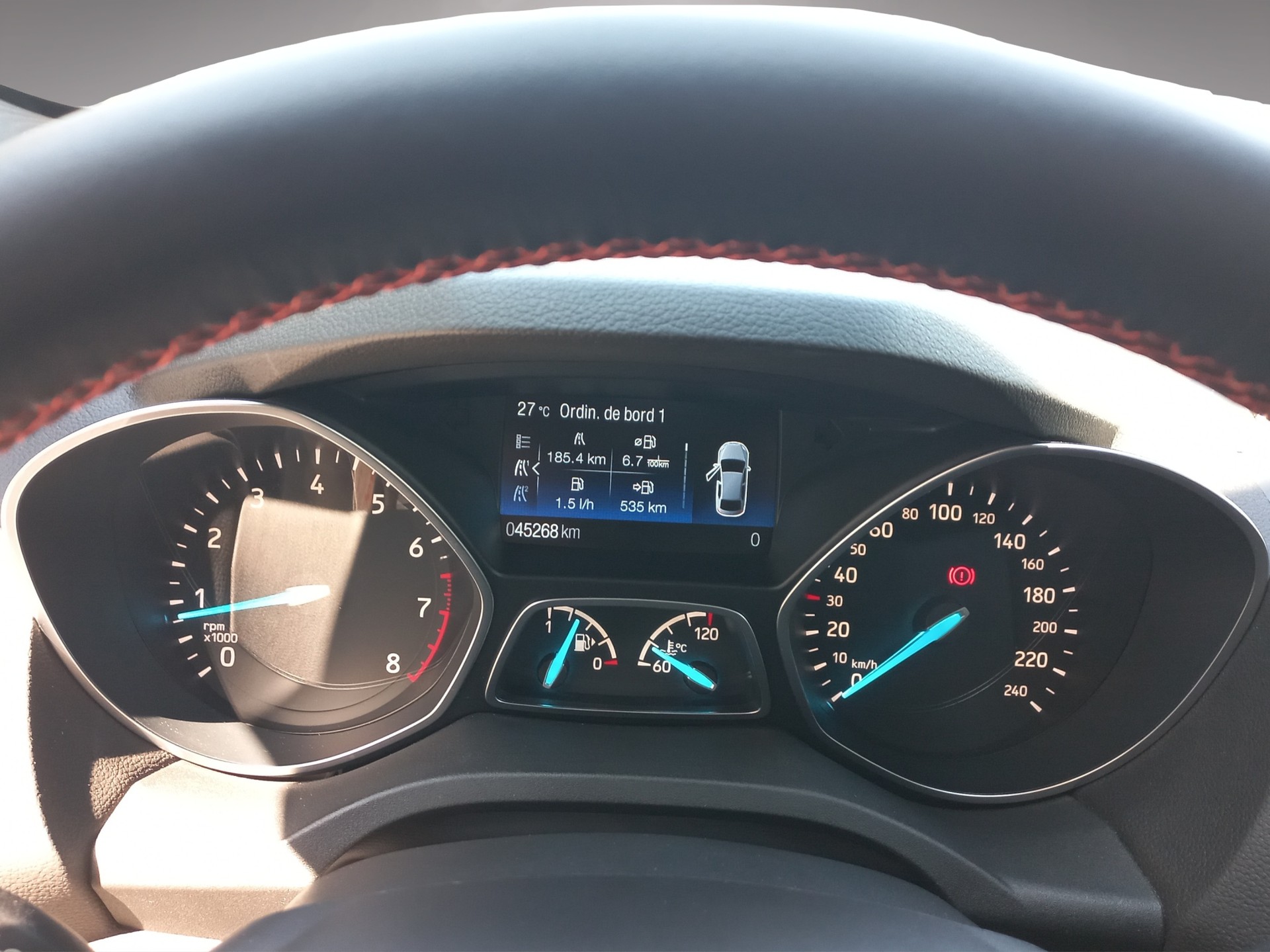 FORD Kuga 1.5 SCTi ST Line High 2WD-image-10