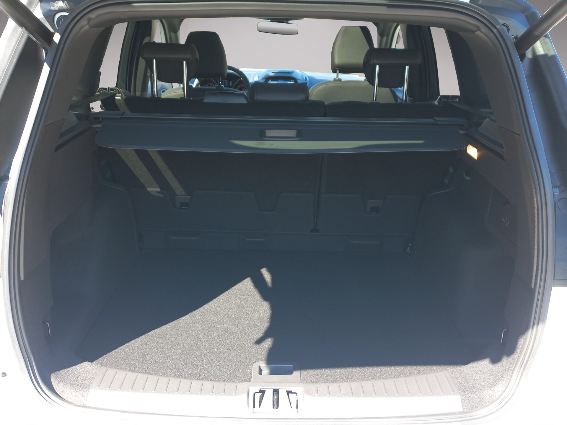 FORD Kuga 1.5 SCTi ST Line High 2WD-image-13