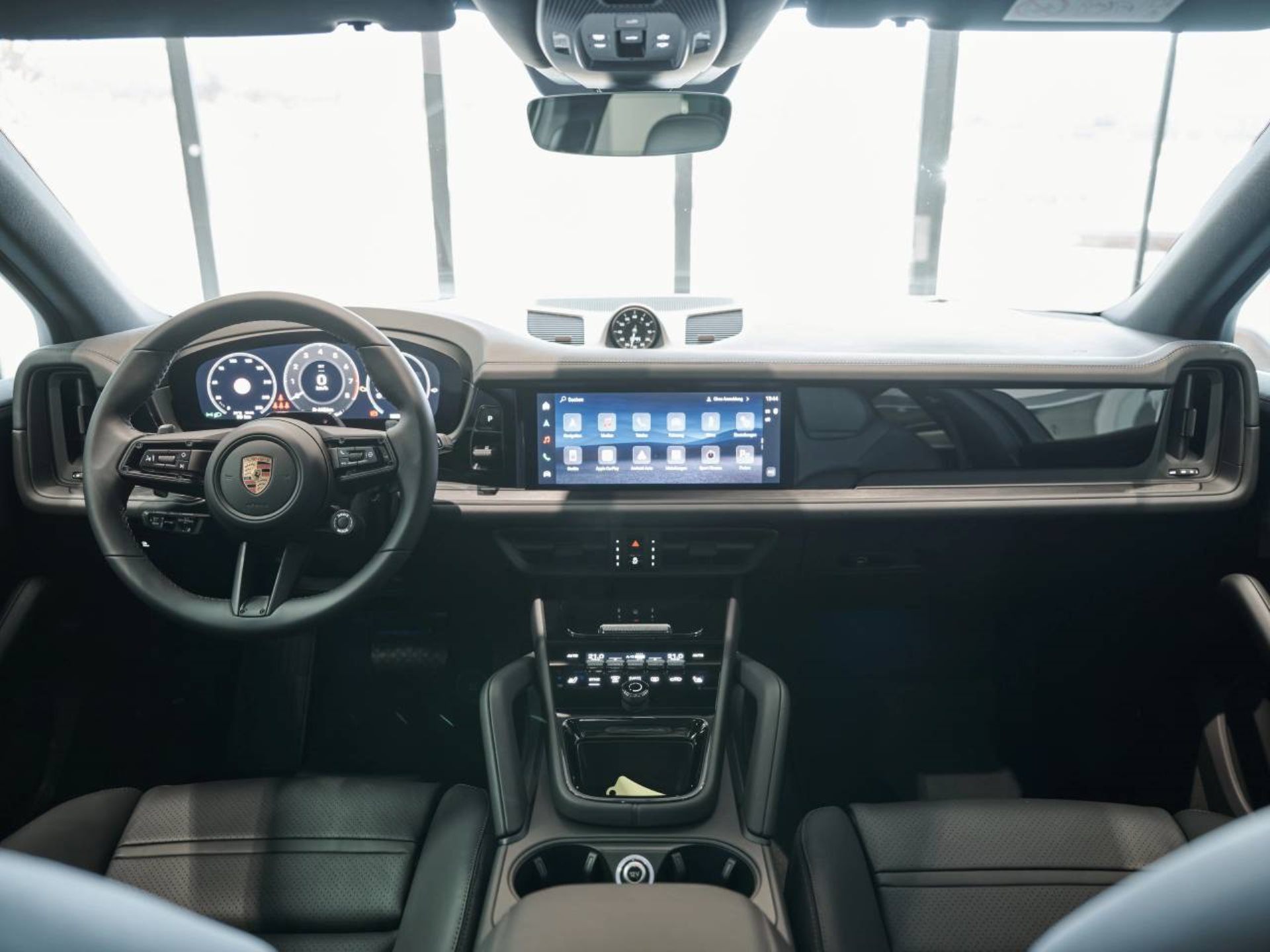 PORSCHE Cayenne Black Edition-image-15