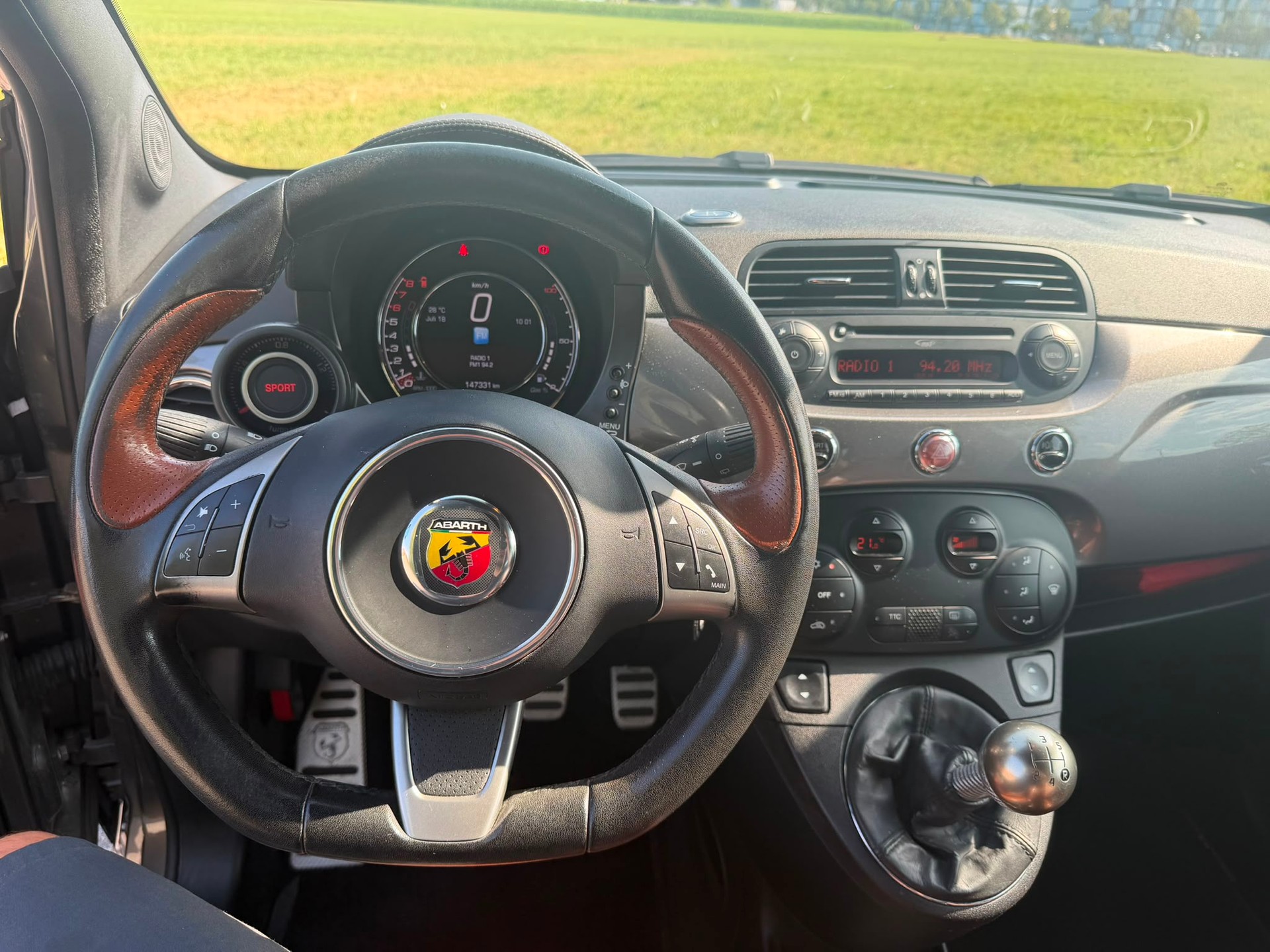FIAT 595 1.4 16V Turbo Abarth Turismo-image-5