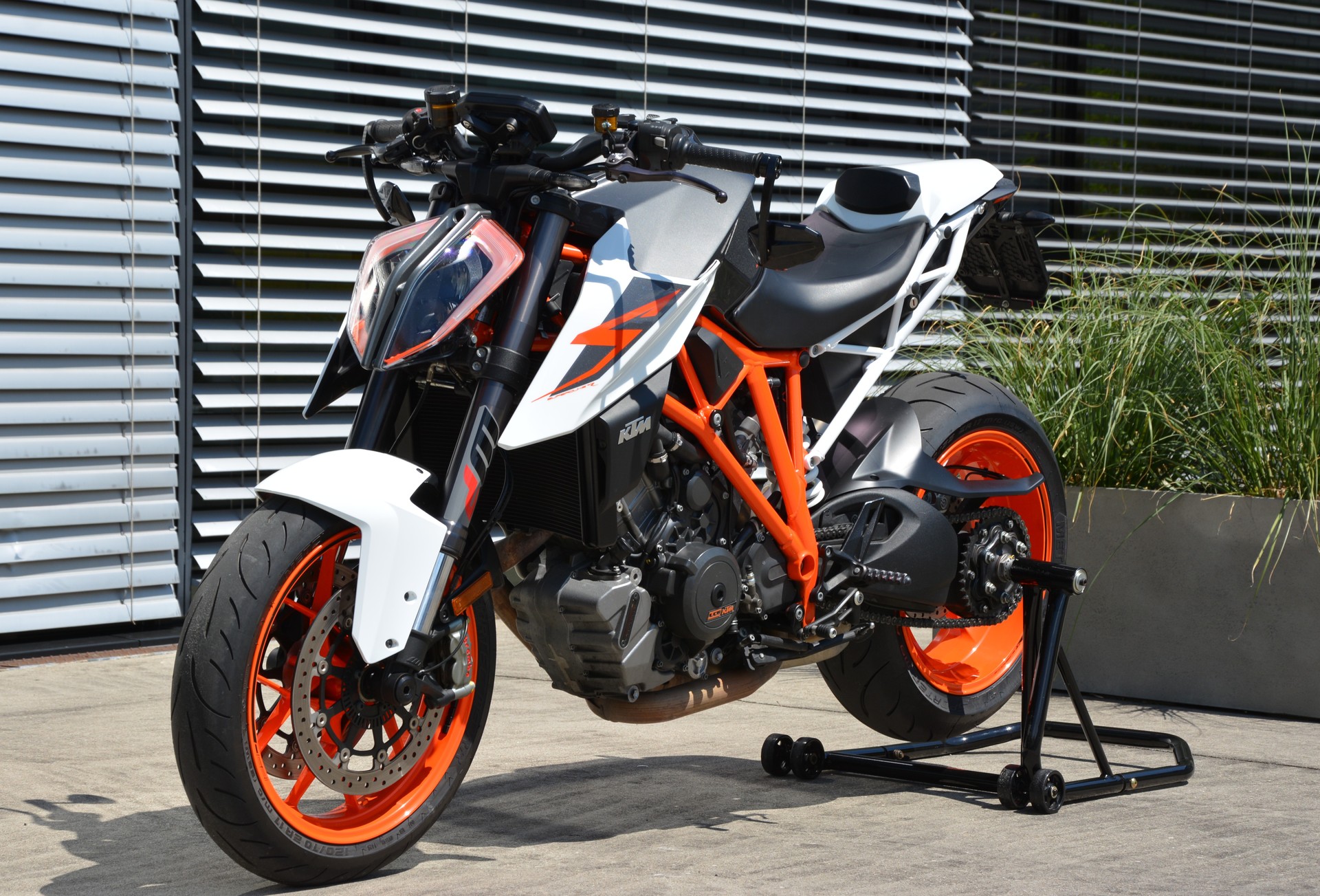 KTM 1290 Super Duke R-image-5