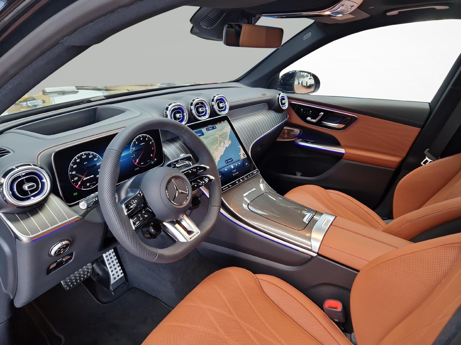 MERCEDES-BENZ AMG GLC 53 4MATIC+-image-4