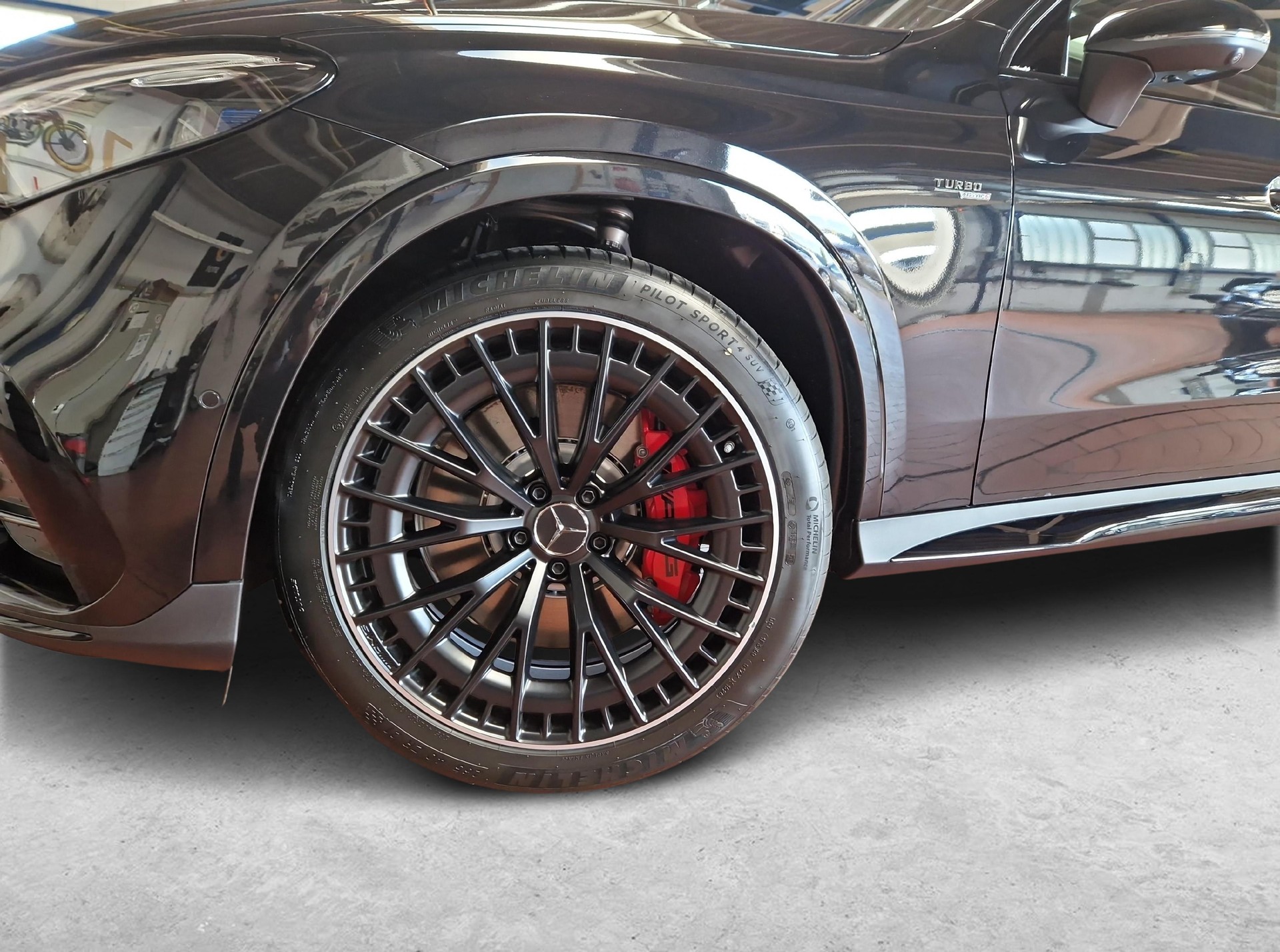 MERCEDES-BENZ AMG GLC 53 4MATIC+-image-11