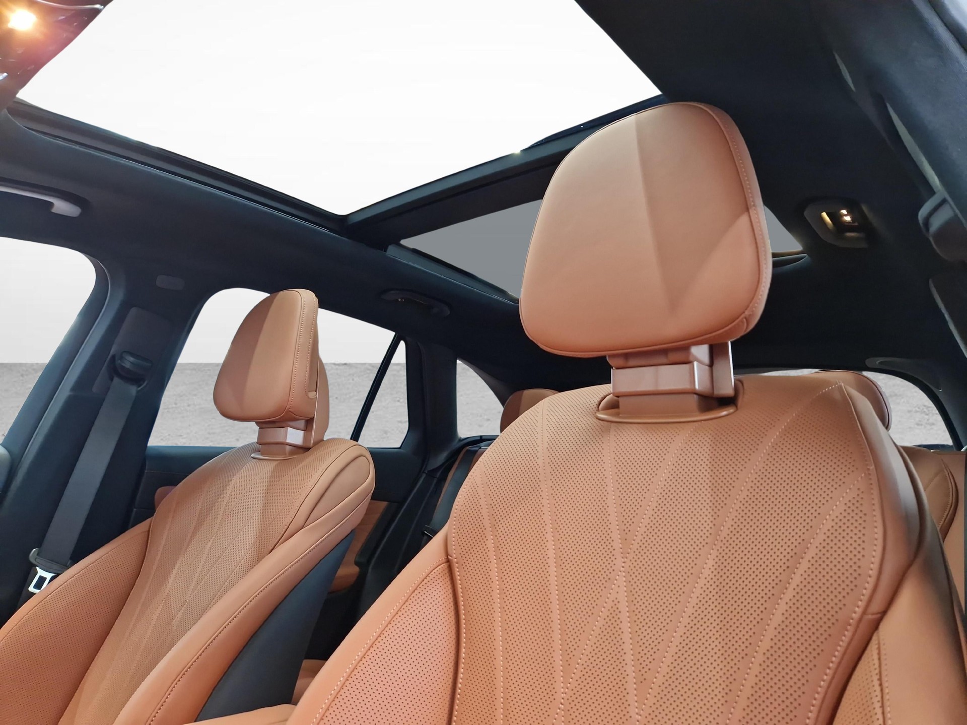 MERCEDES-BENZ AMG GLC 53 4MATIC+-image-9
