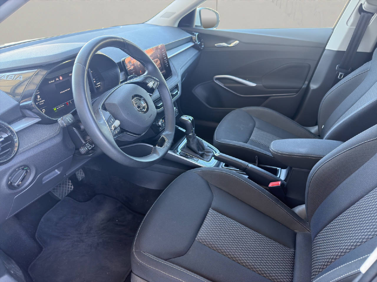 SKODA Fabia 1.0 TSI Style DSG-image-4