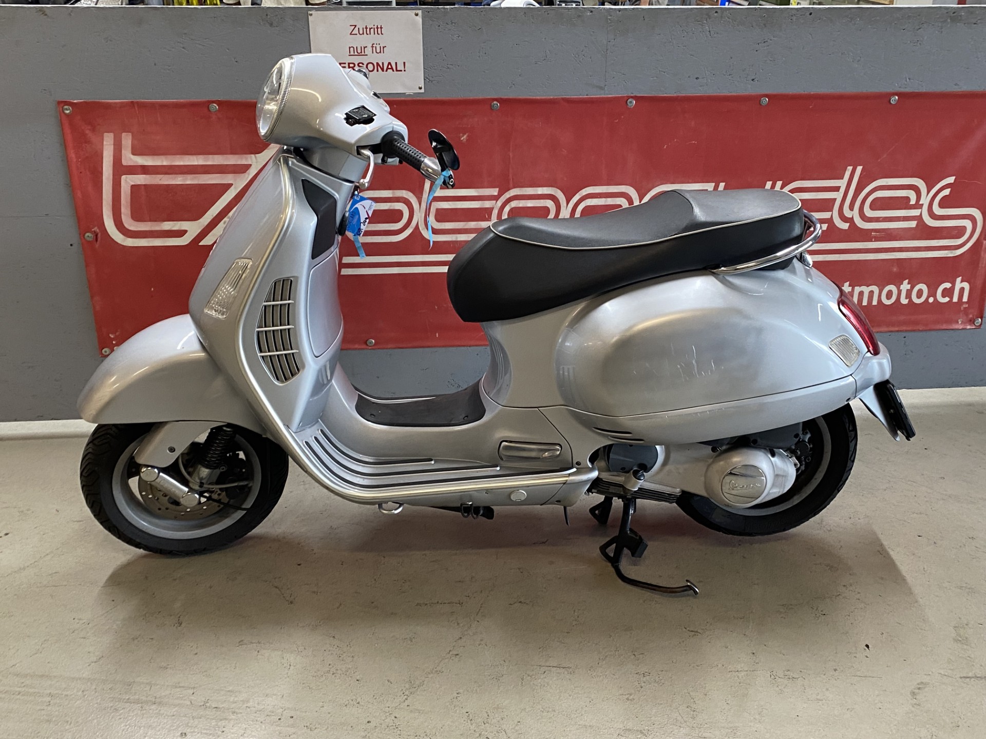 PIAGGIO Vespa 200 GT