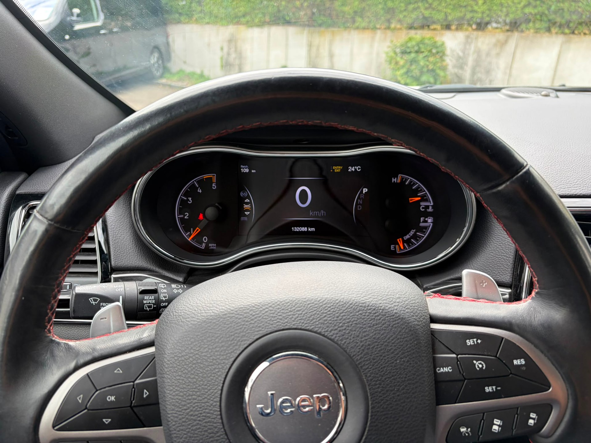 JEEP Grand Cherokee 3.0 CRD Trailhawk Automatic-image-10