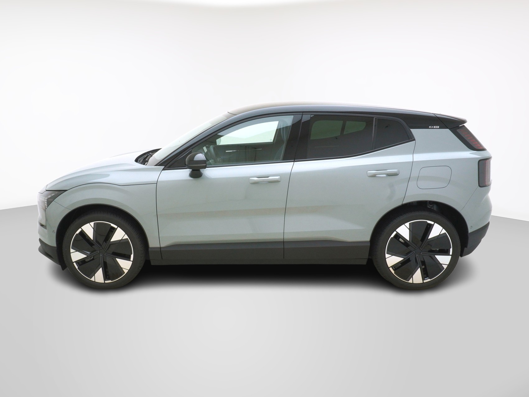 VOLVO EX 30 P8 Ultra AWD-image-1