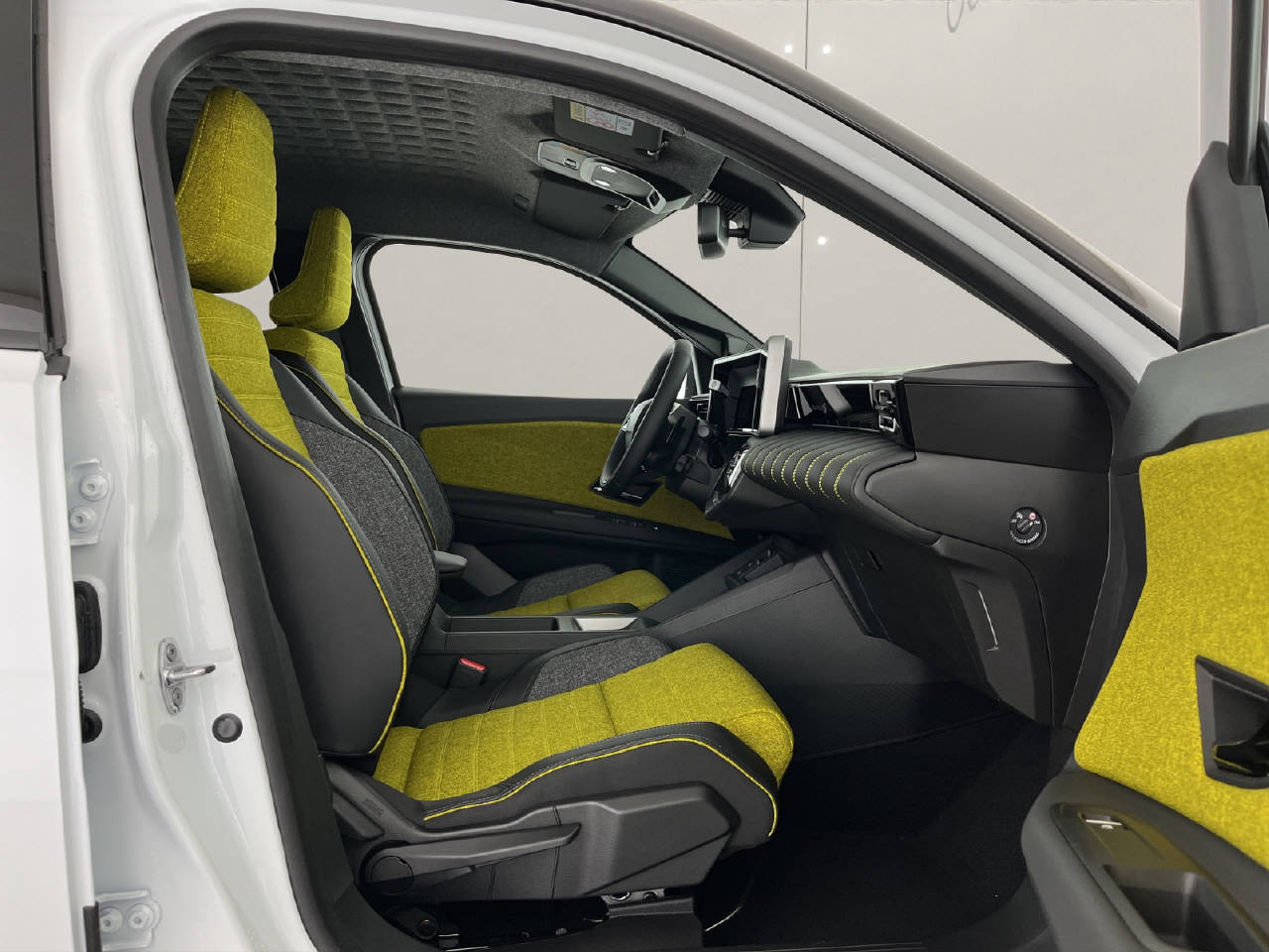 RENAULT R5 E-Tech Comfort Range iconic five-image-15
