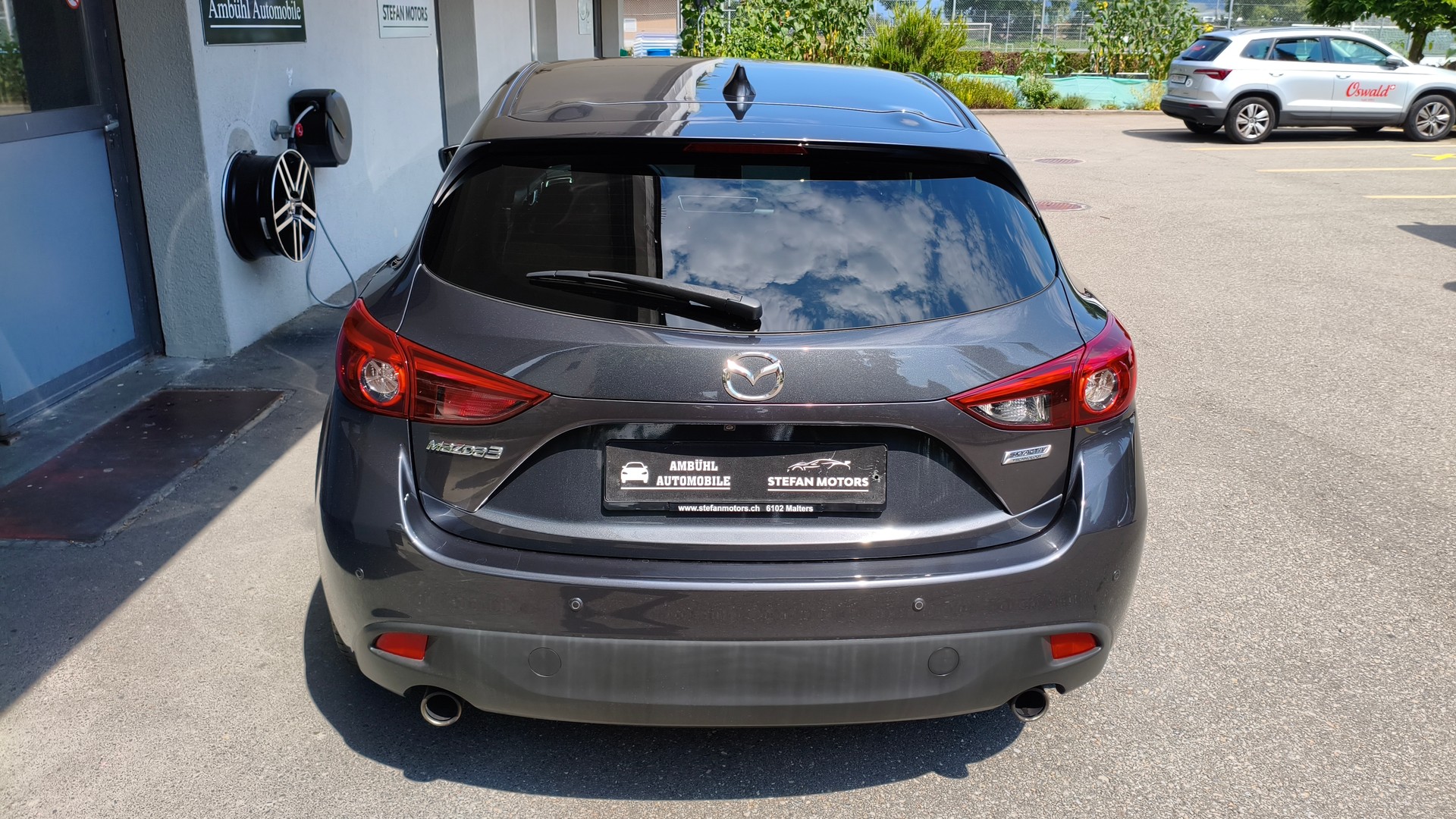 MAZDA 3 2.0 16V Revolution-image-3