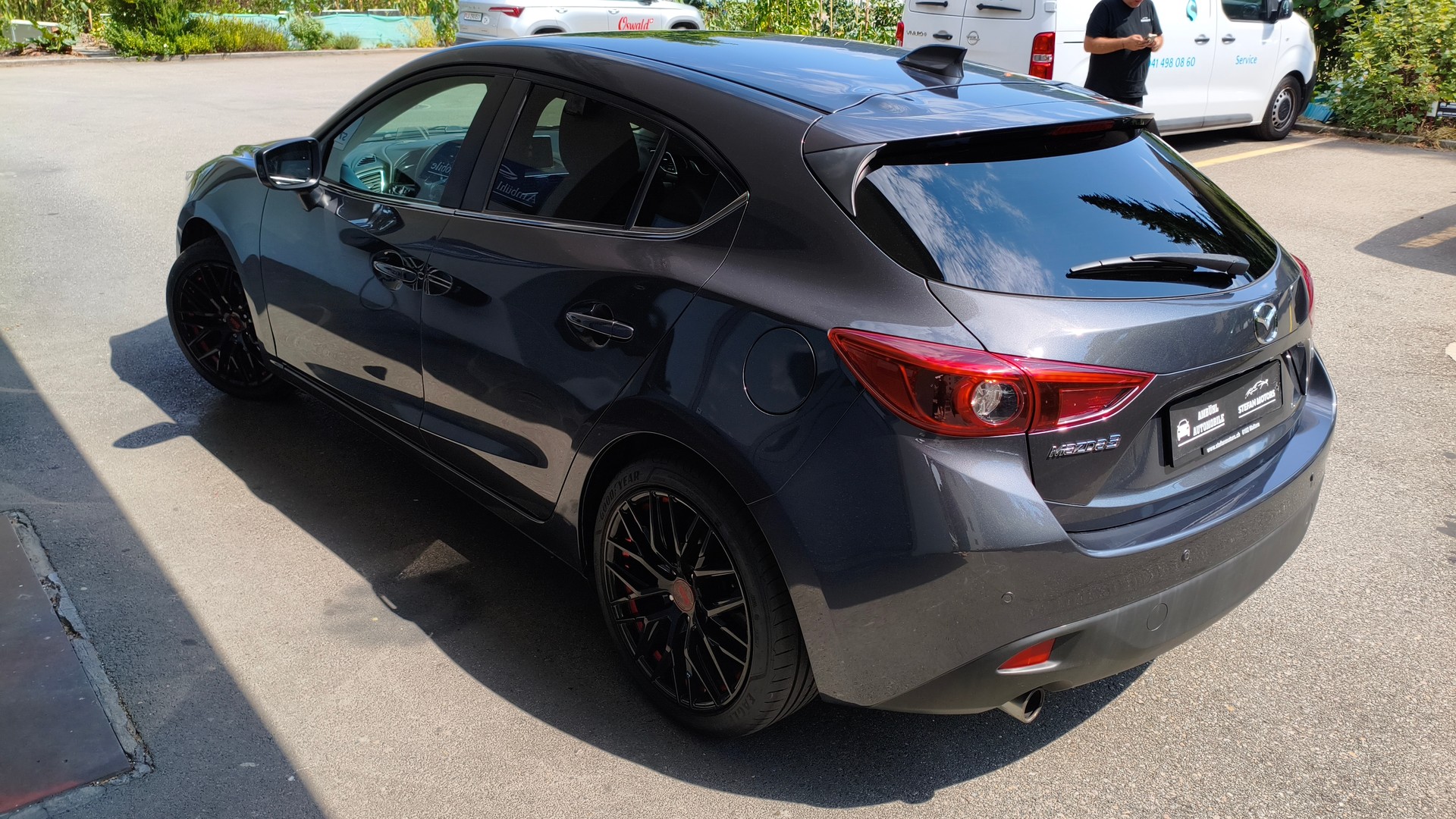 MAZDA 3 2.0 16V Revolution-image-4