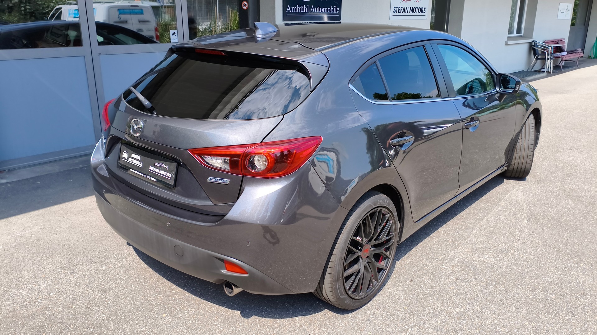 MAZDA 3 2.0 16V Revolution-image-2