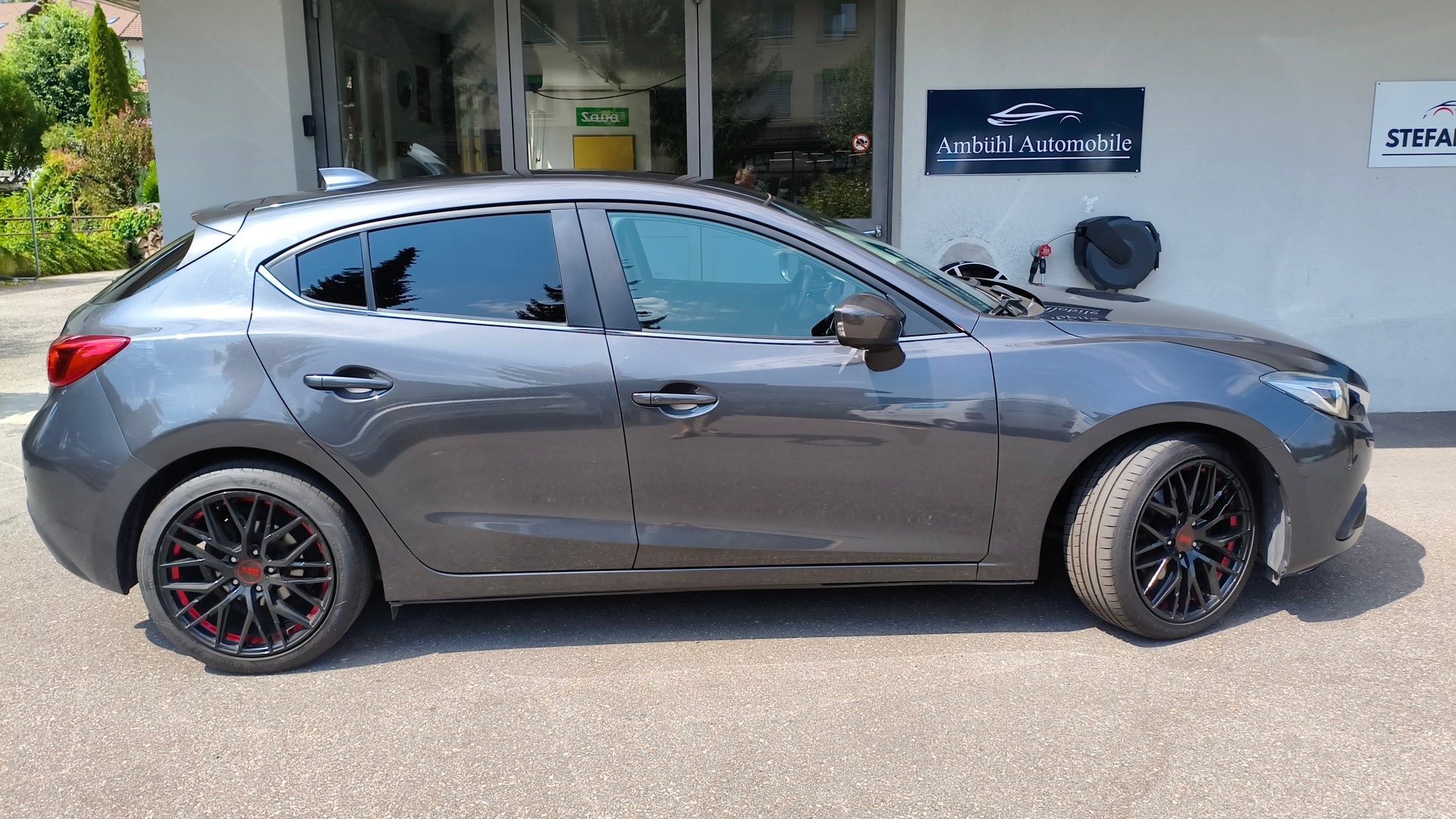 MAZDA 3 2.0 16V Revolution-image-1