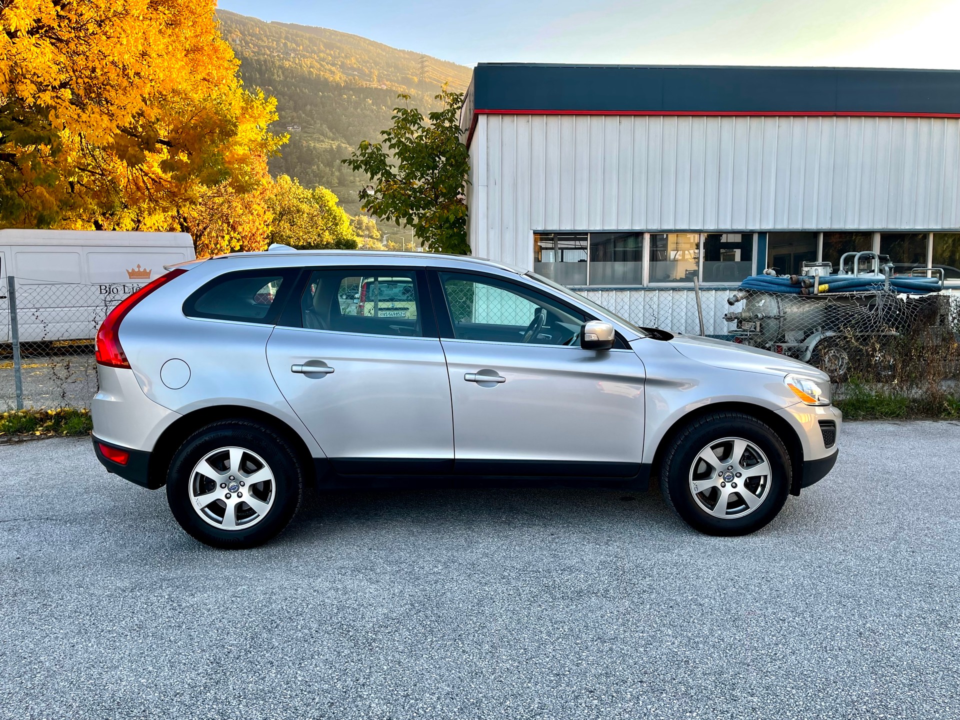 VOLVO XC60 D5 AWD Geartronic-image-20