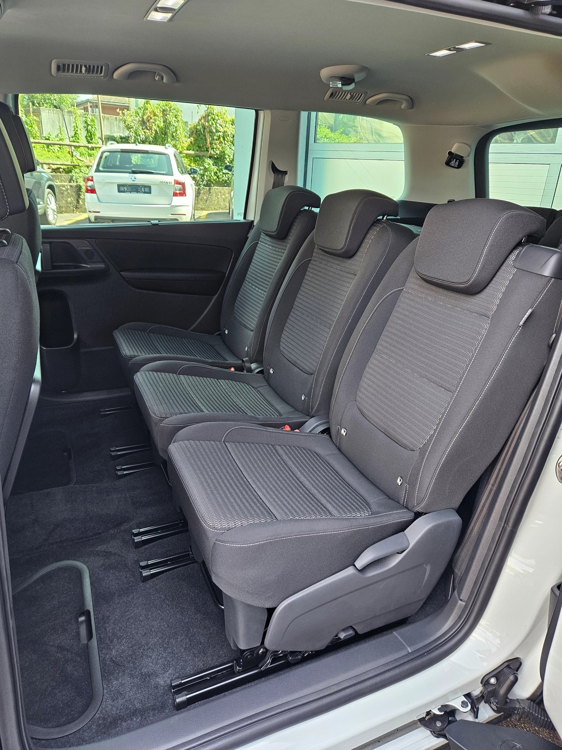 SEAT Alhambra 1.4 TSI DSG Xcellence-image-6