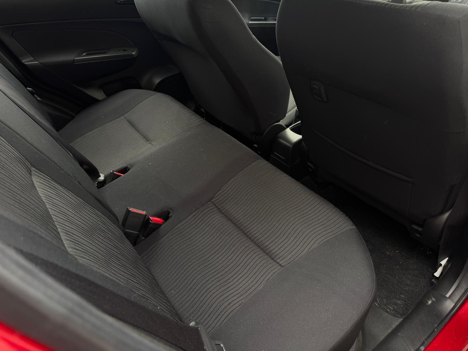 SUZUKI Swift 1.2i 16V GL Top 4x4-image-10