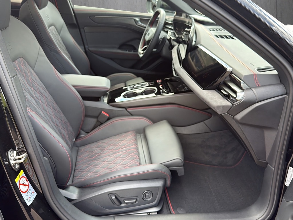 AUDI A6 Limousine TFSI quattro 270 kW S tronic*Panorama-Dach, Head-up, B&O Sound, (5-Jahre Garantie),Np.129'000.-*-image-9