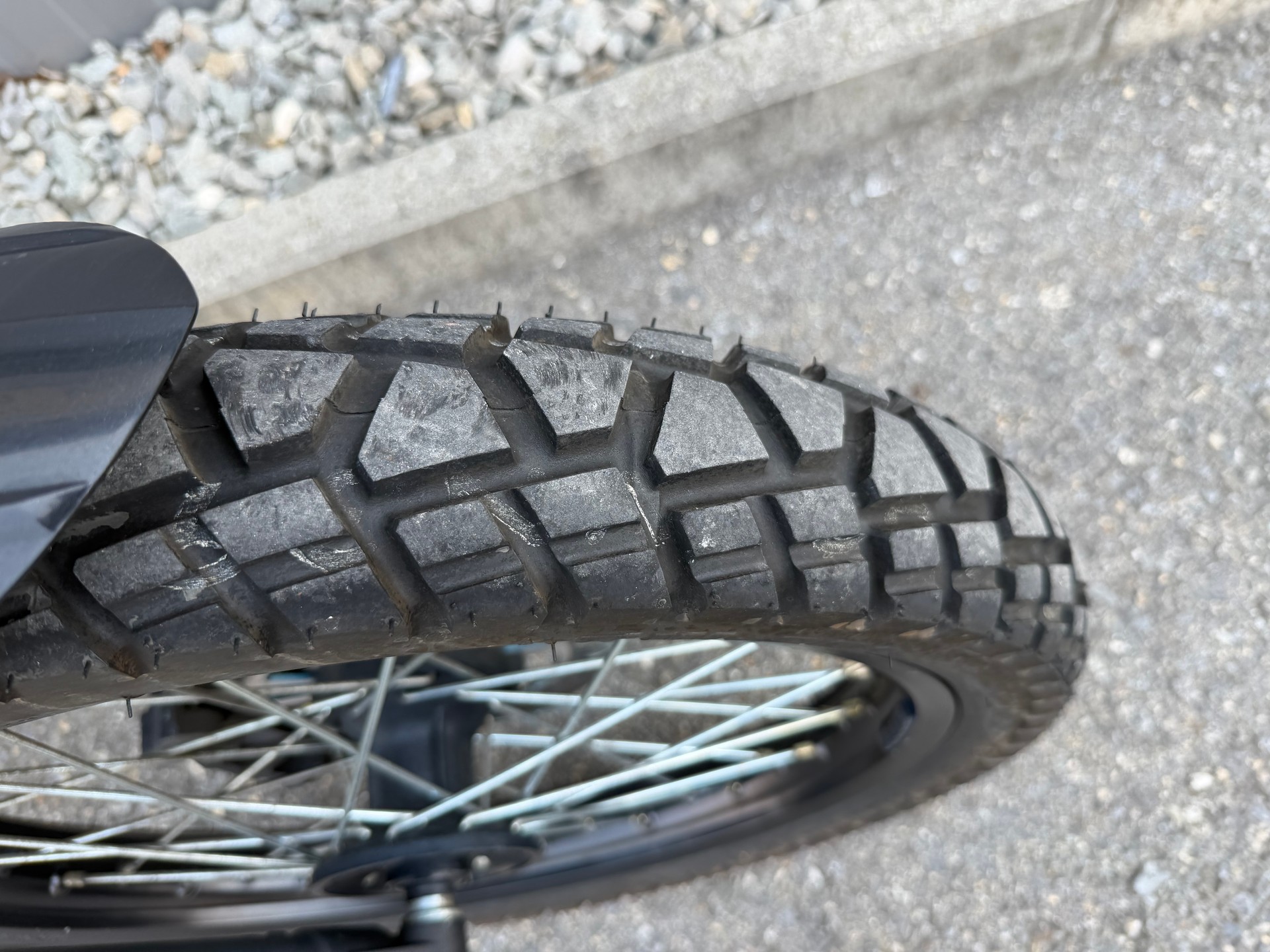 YAMAHA XG 250 Tricker-image-8