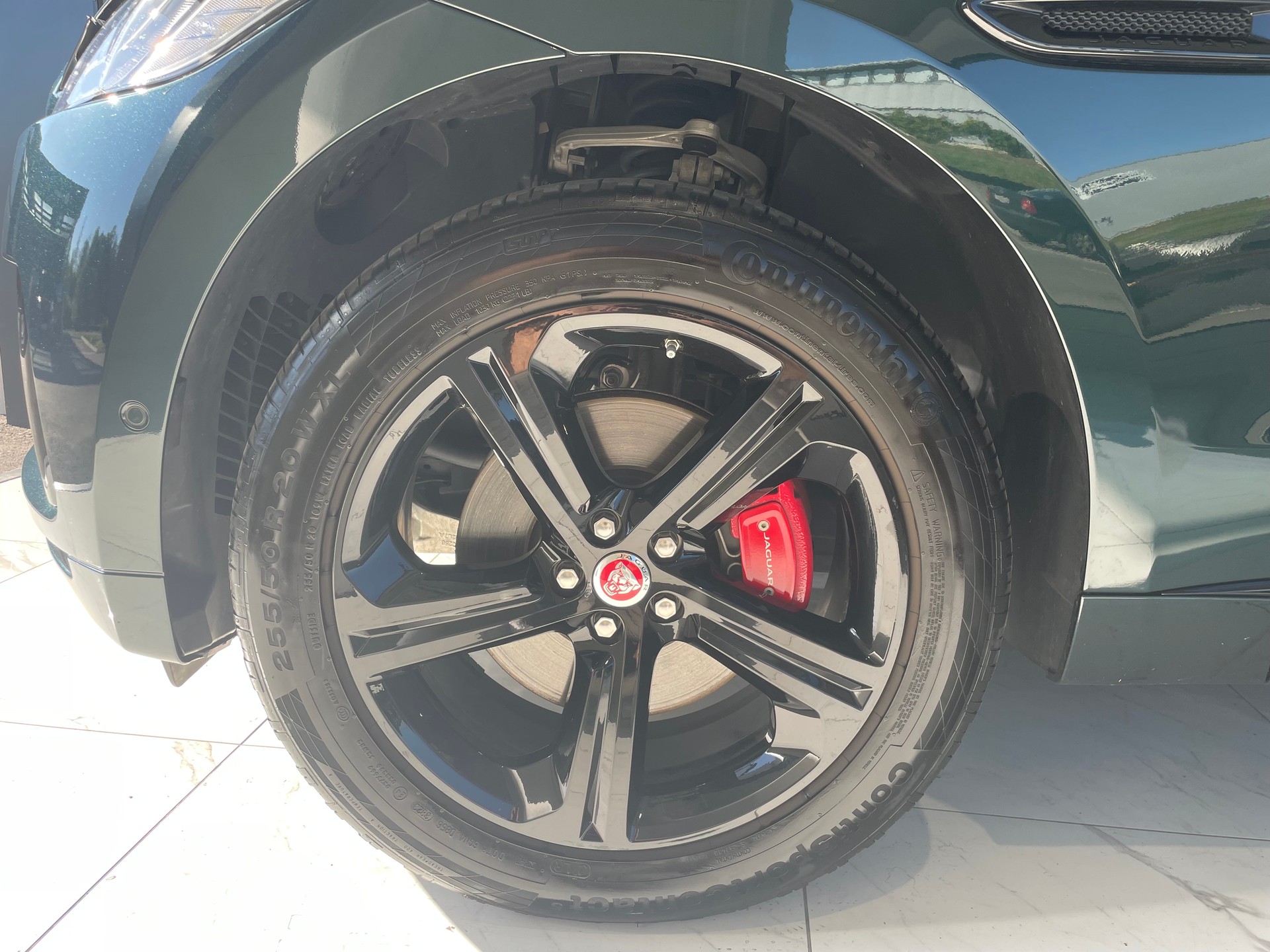 JAGUAR F-Pace 3.0 V6 S AWD Automatik-image-11