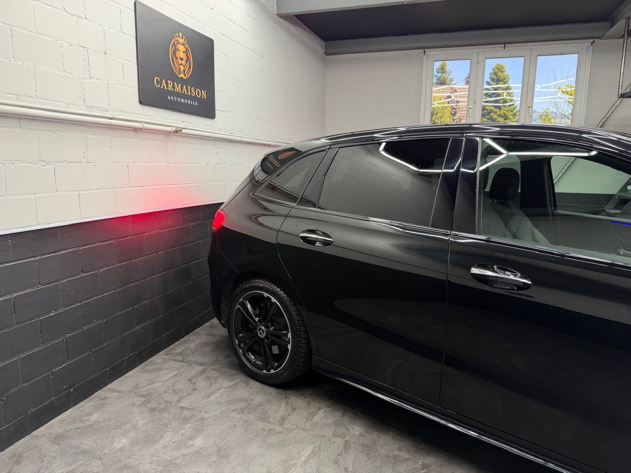 MERCEDES-BENZ B 250 4Matic AMG Line | Burmester | 360° Kamera | Full Assistenten-image-4