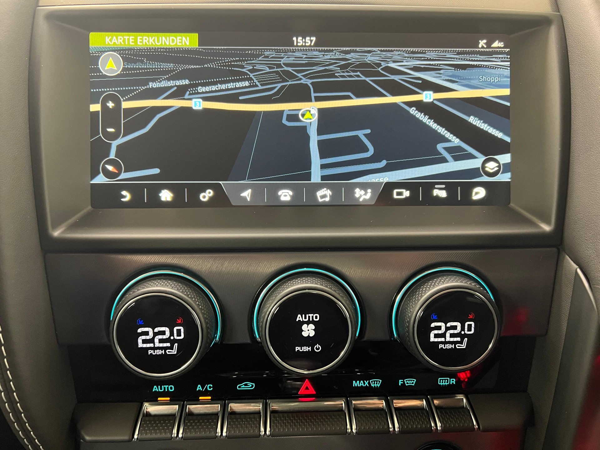 JAGUAR F-Type Convertible 5.0 V8 R AWD-image-7
