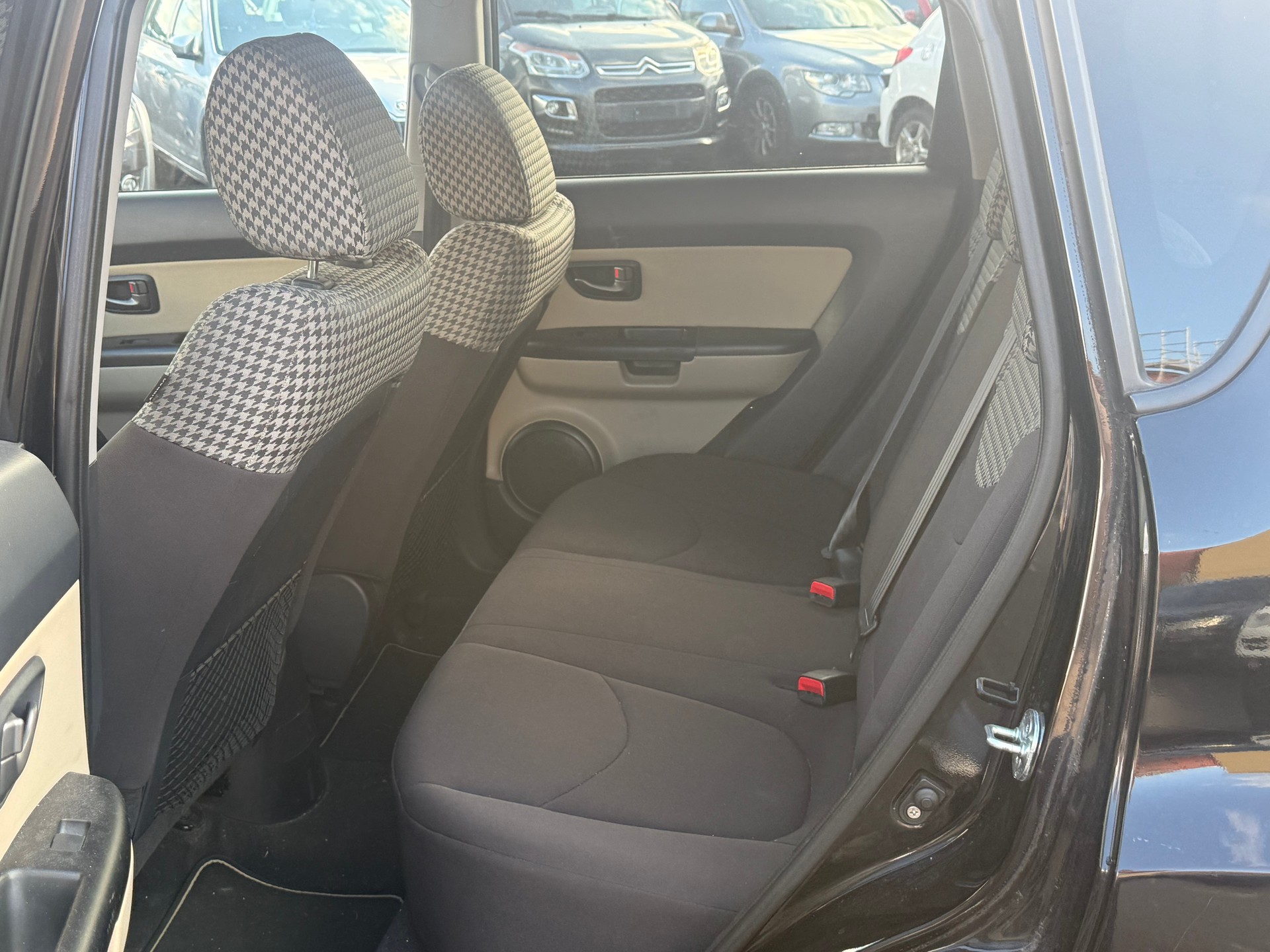 KIA Soul 1.6 CRDi Style Automatic-image-5