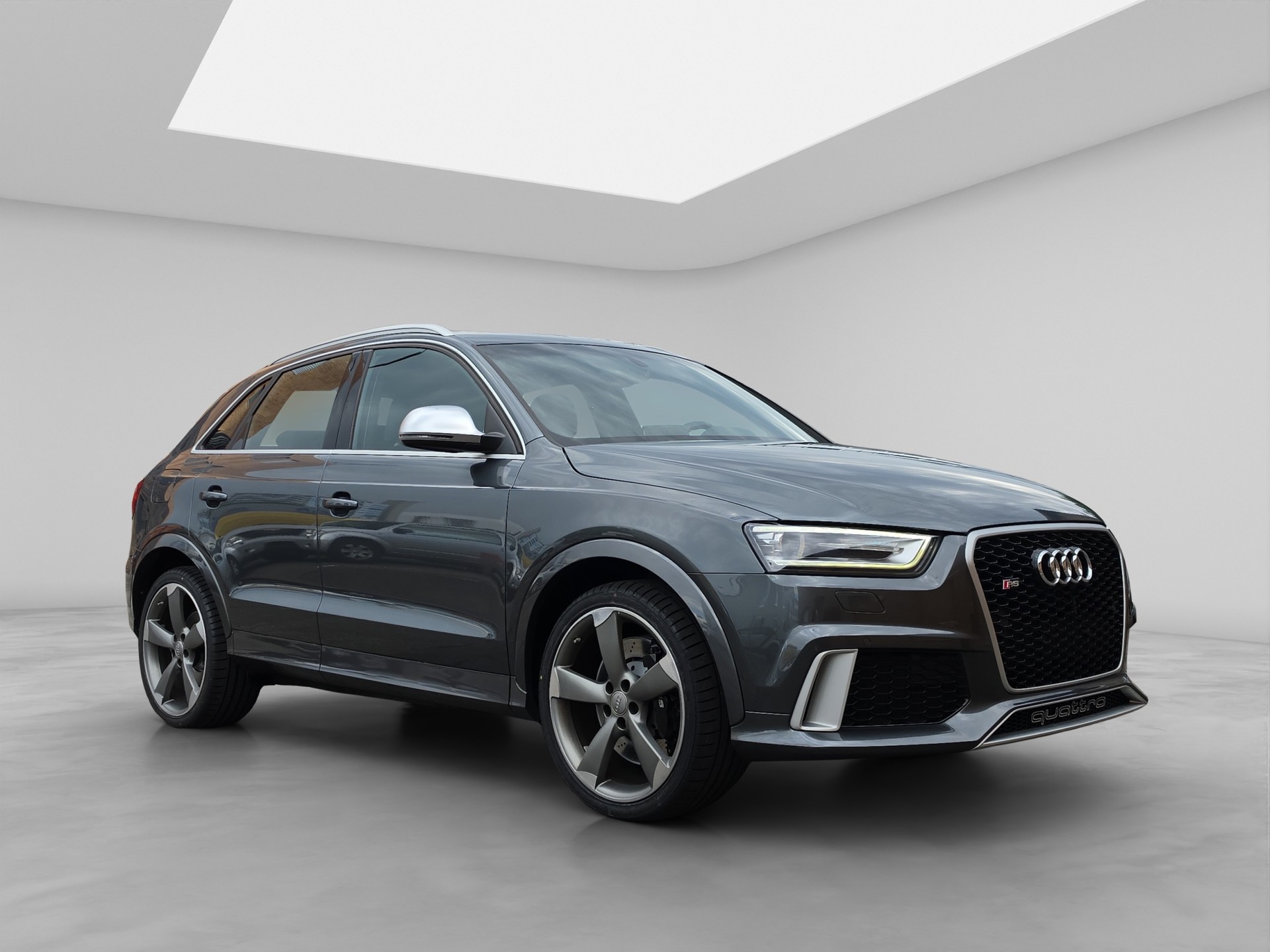 AUDI RS Q3 2.5 TFSI quattro S-tronic-image-7