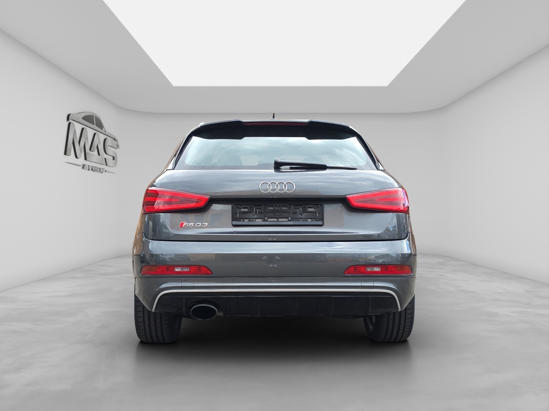 AUDI RS Q3 2.5 TFSI quattro S-tronic-image-4