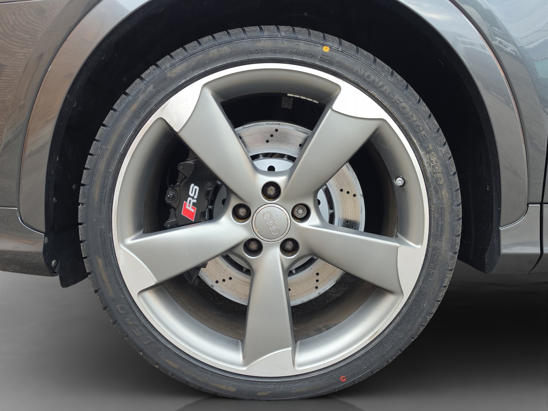 AUDI RS Q3 2.5 TFSI quattro S-tronic-image-17