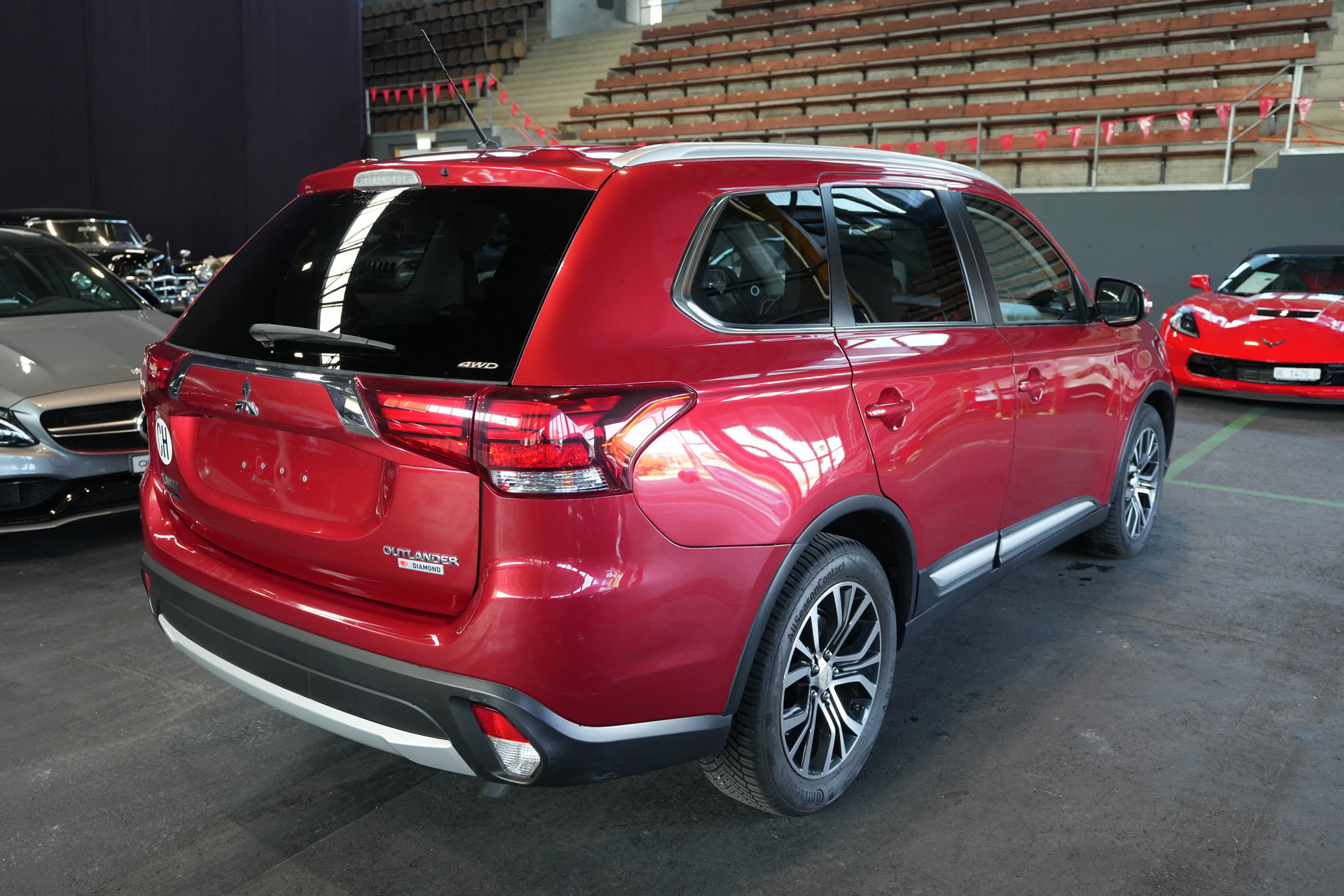 MITSUBISHI Outlander 2.0 Diamond 4WD CVT-image-4