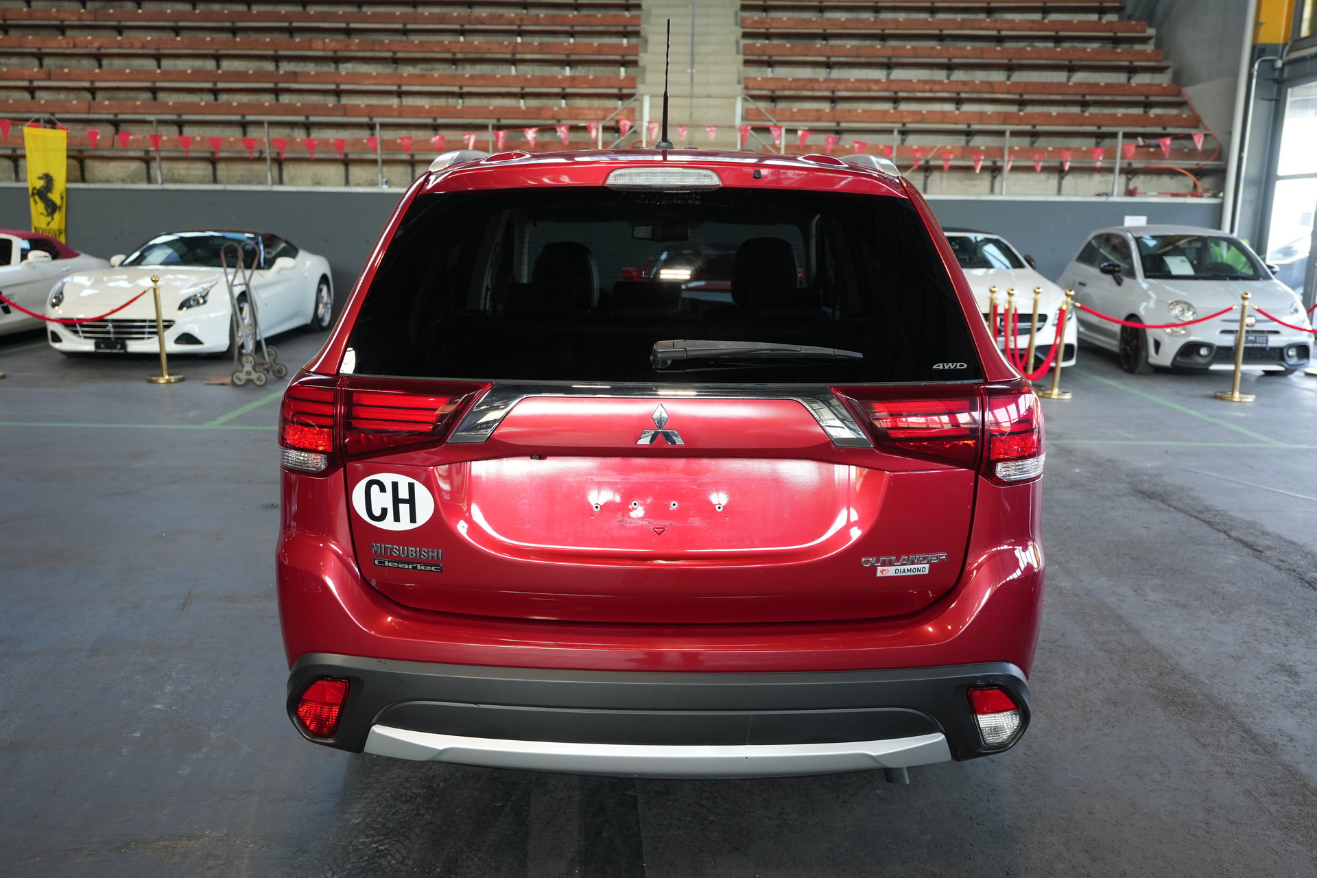 MITSUBISHI Outlander 2.0 Diamond 4WD CVT-image-5