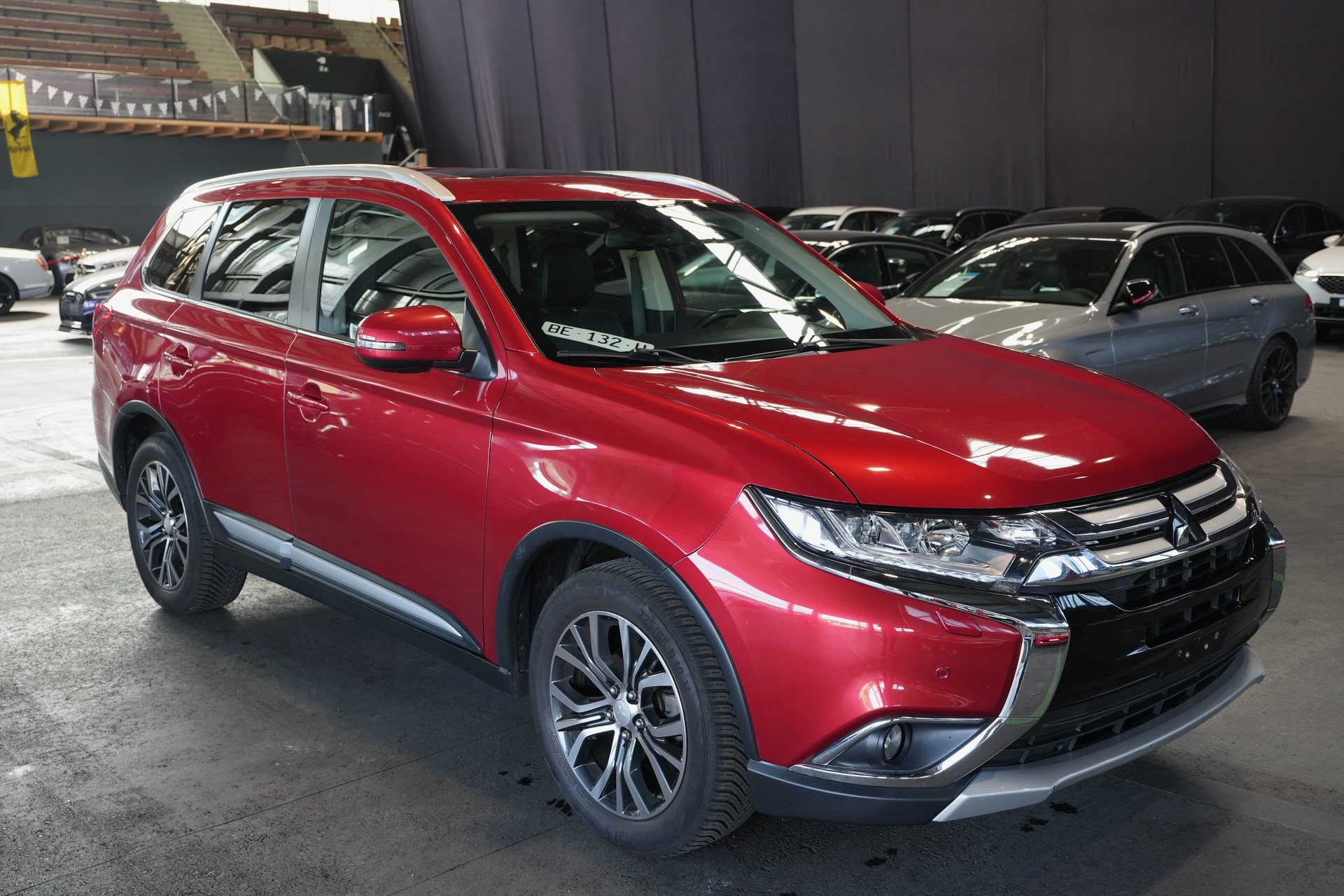 MITSUBISHI Outlander 2.0 Diamond 4WD CVT-image-2