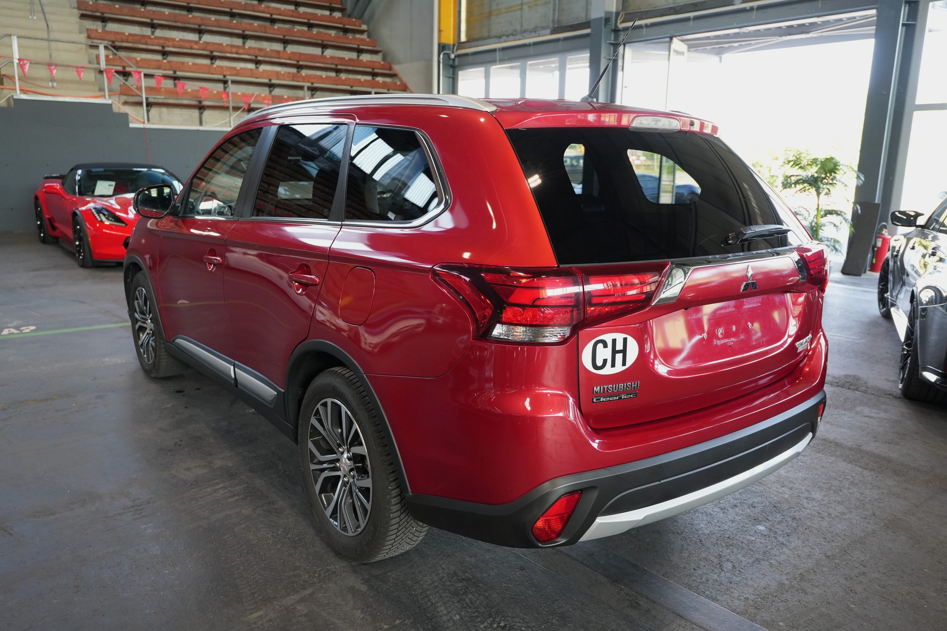 MITSUBISHI Outlander 2.0 Diamond 4WD CVT-image-6