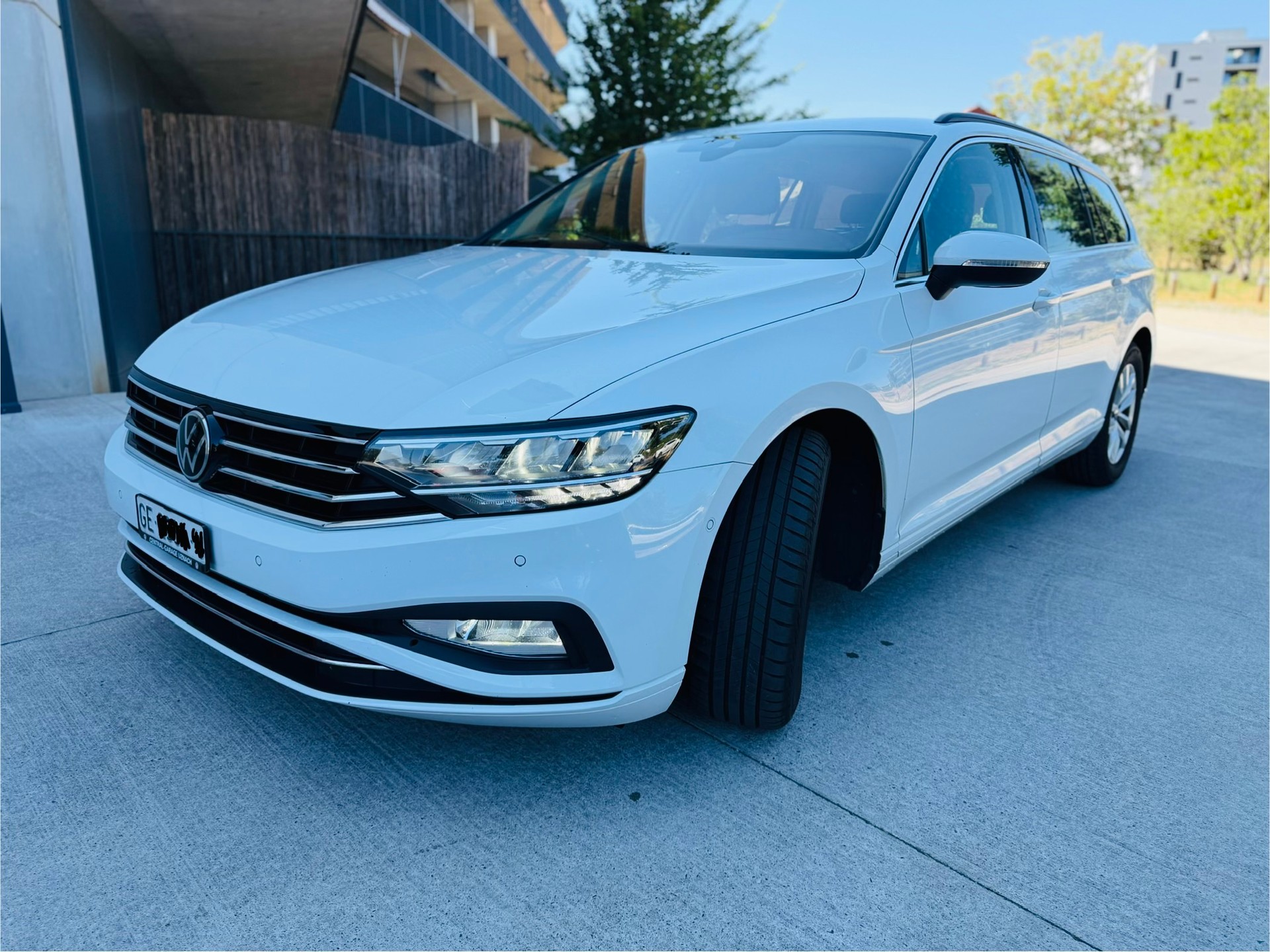 VW Passat 2.0 TDI BMT Business DSG-image-0