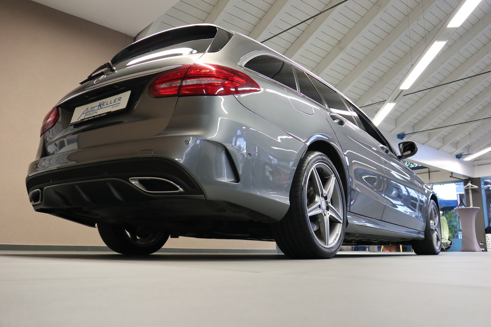 MERCEDES-BENZ C 250 d Swiss Star AMG Line 4m Kombi-image-5