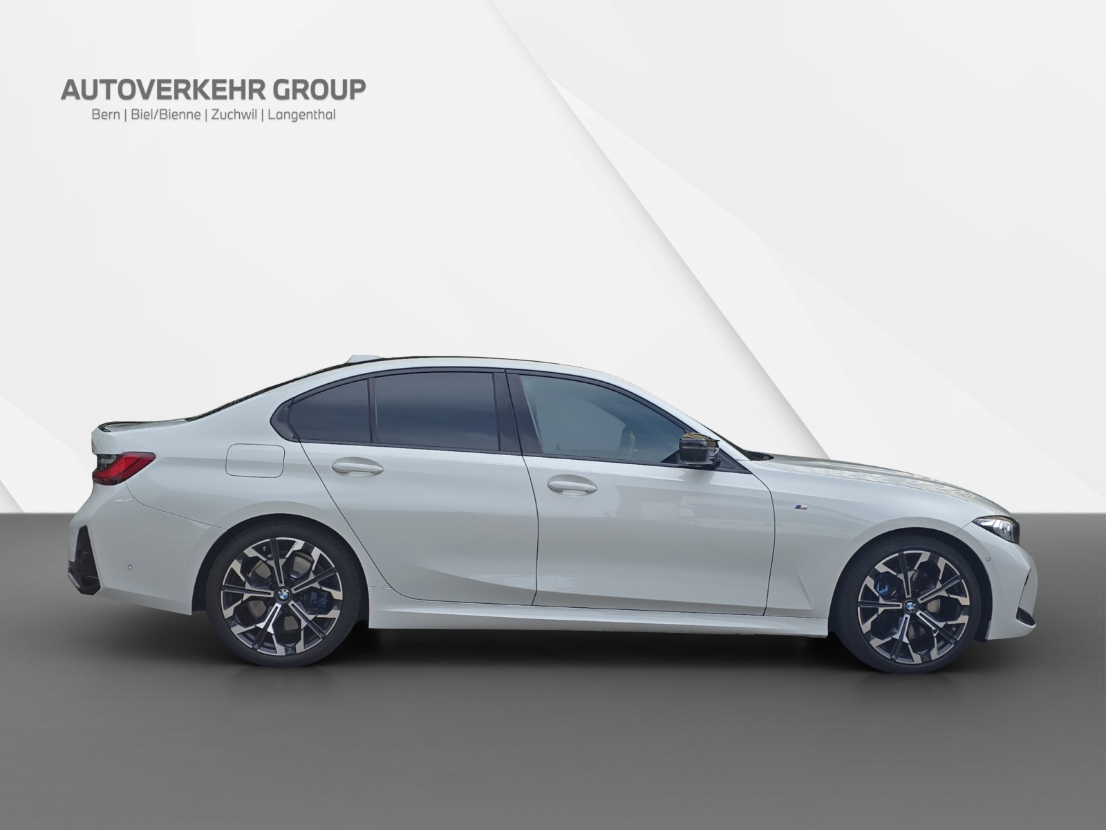 BMW M340i xDrive 48V-image-3