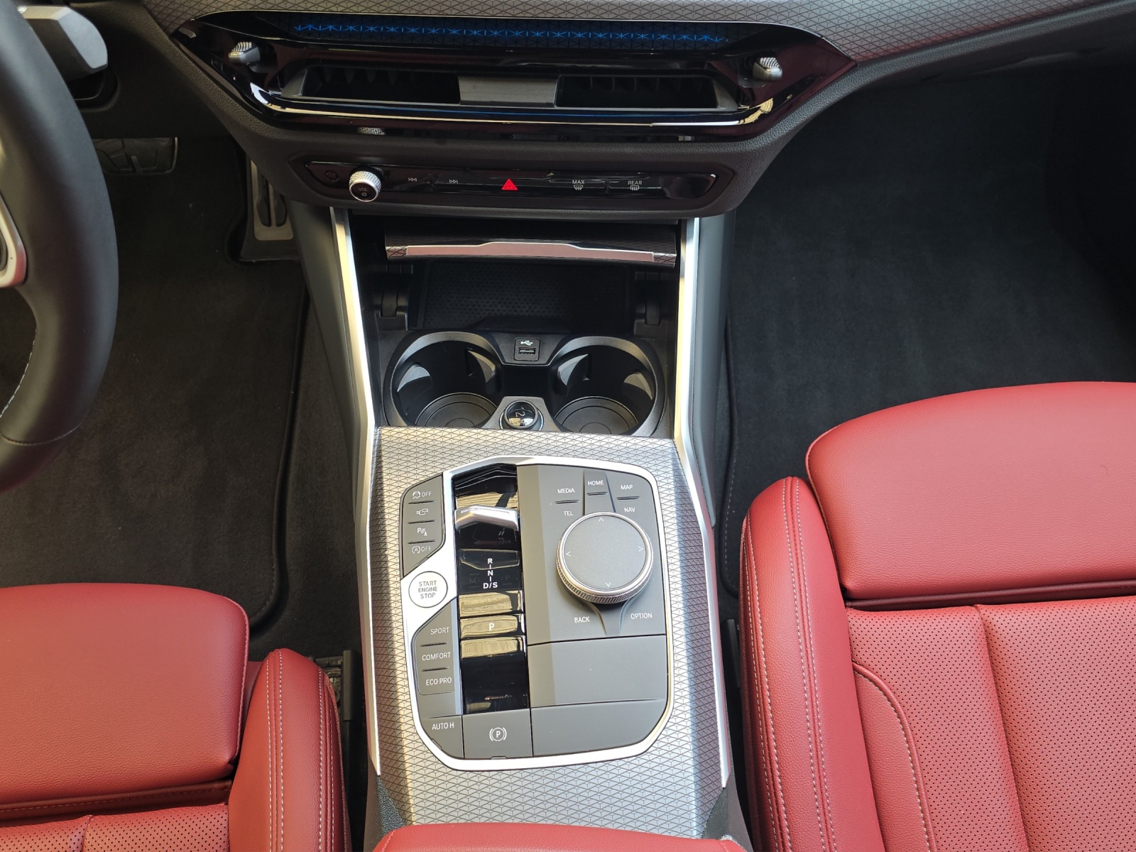 BMW M340i xDrive 48V-image-17