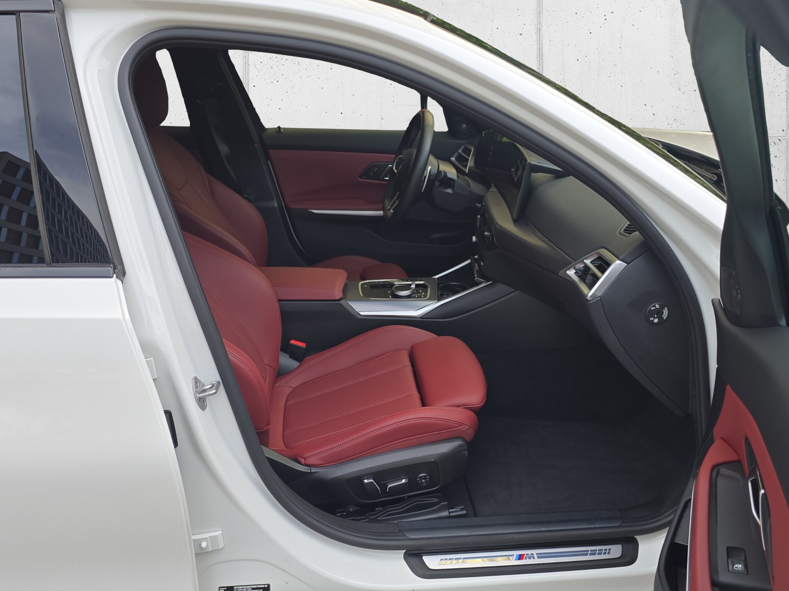 BMW M340i xDrive 48V-image-10
