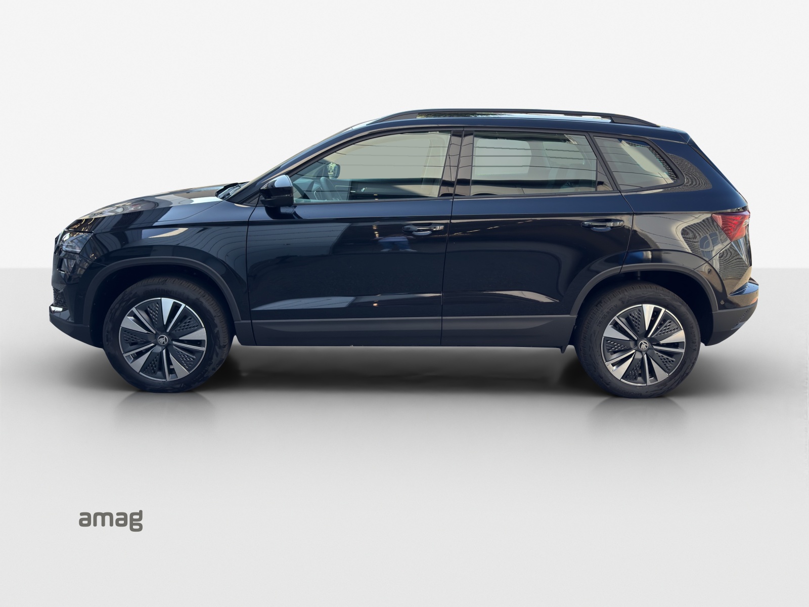 SKODA Karoq 1.5 TSI Dynamic DSG-image-1