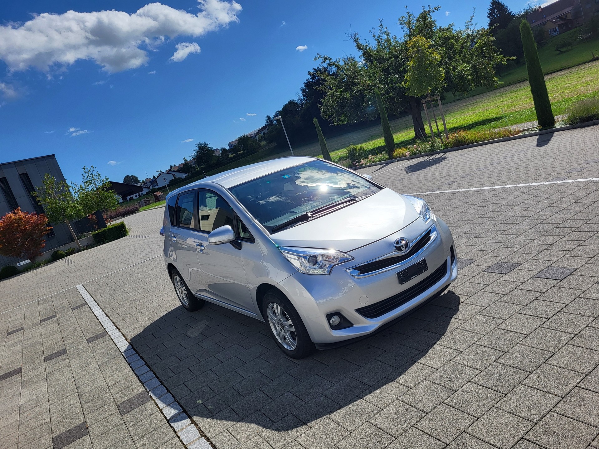 TOYOTA Verso-S 1.33 Linea Trend Multidrive S-image-0